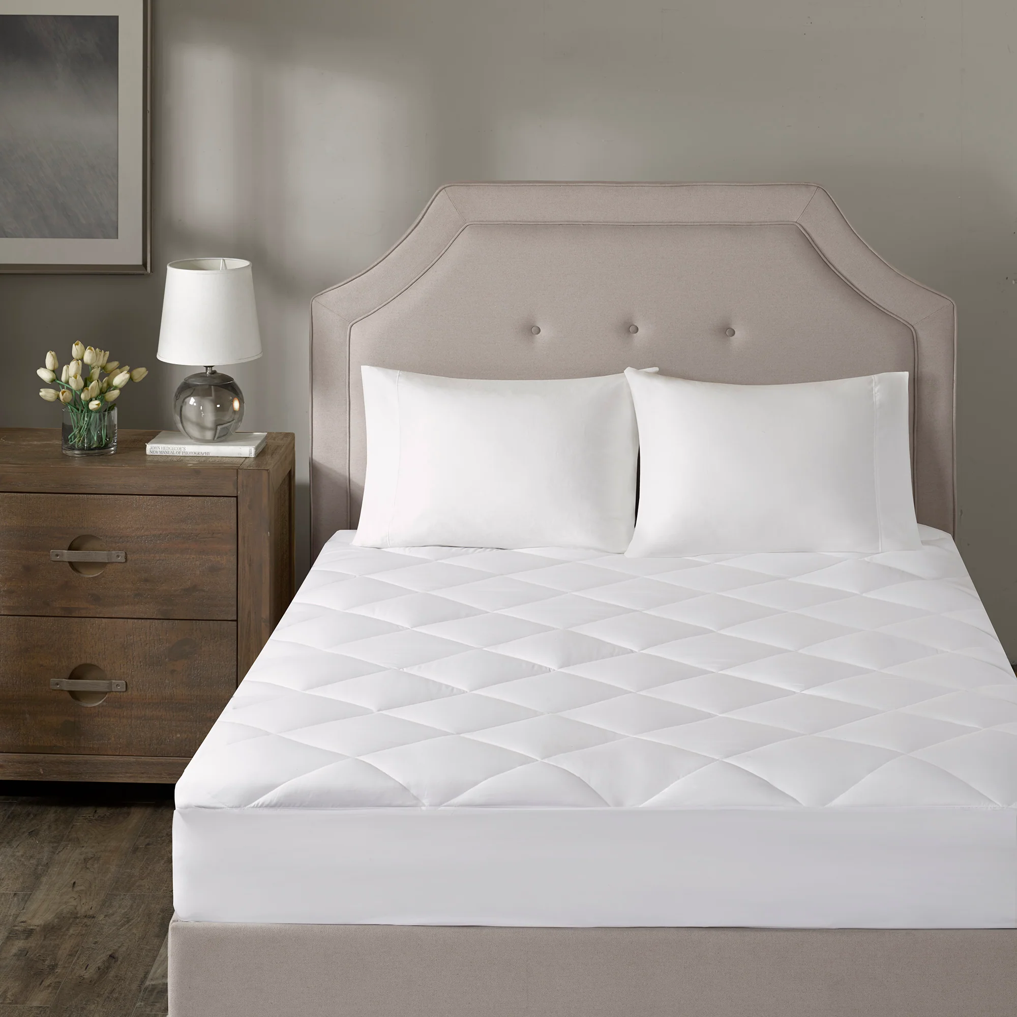 1000 Thread Count Cotton Blend Diamond Quilting Down Alternative Comforter - Image 5