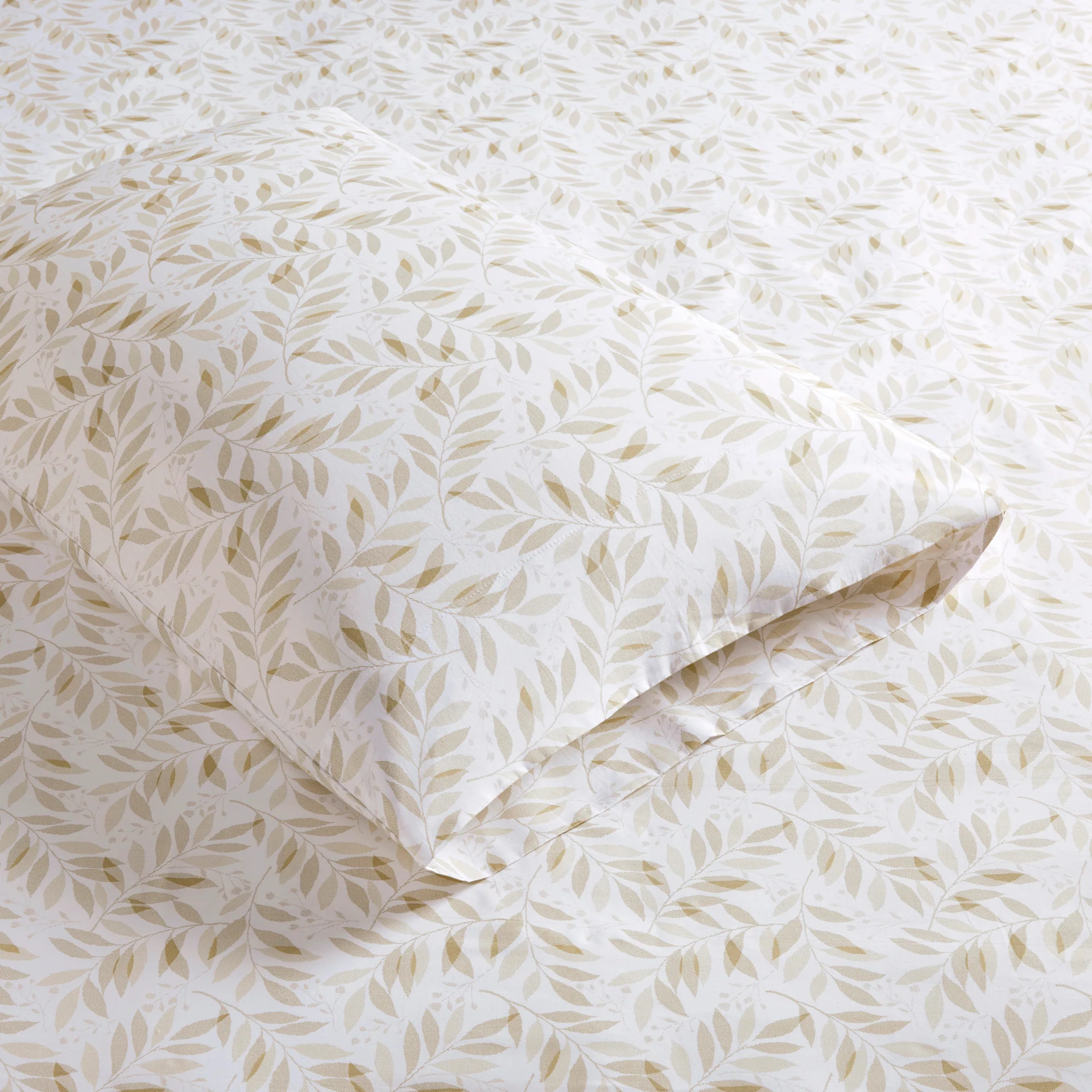 200 Thread Count Printed Cotton Sheet Set - Image 33