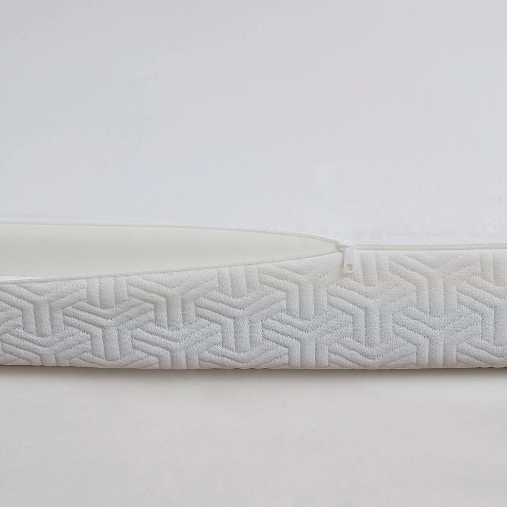4" Gel Memory Foam with 3M Cover 4" Memory Foam Mattress Topper - Image 7
