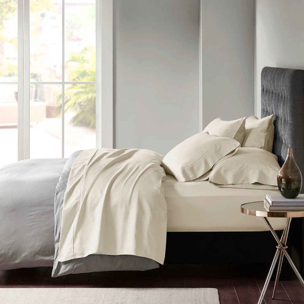 800 Thread Count Cotton Blend Sateen Sheet Set - Image 4