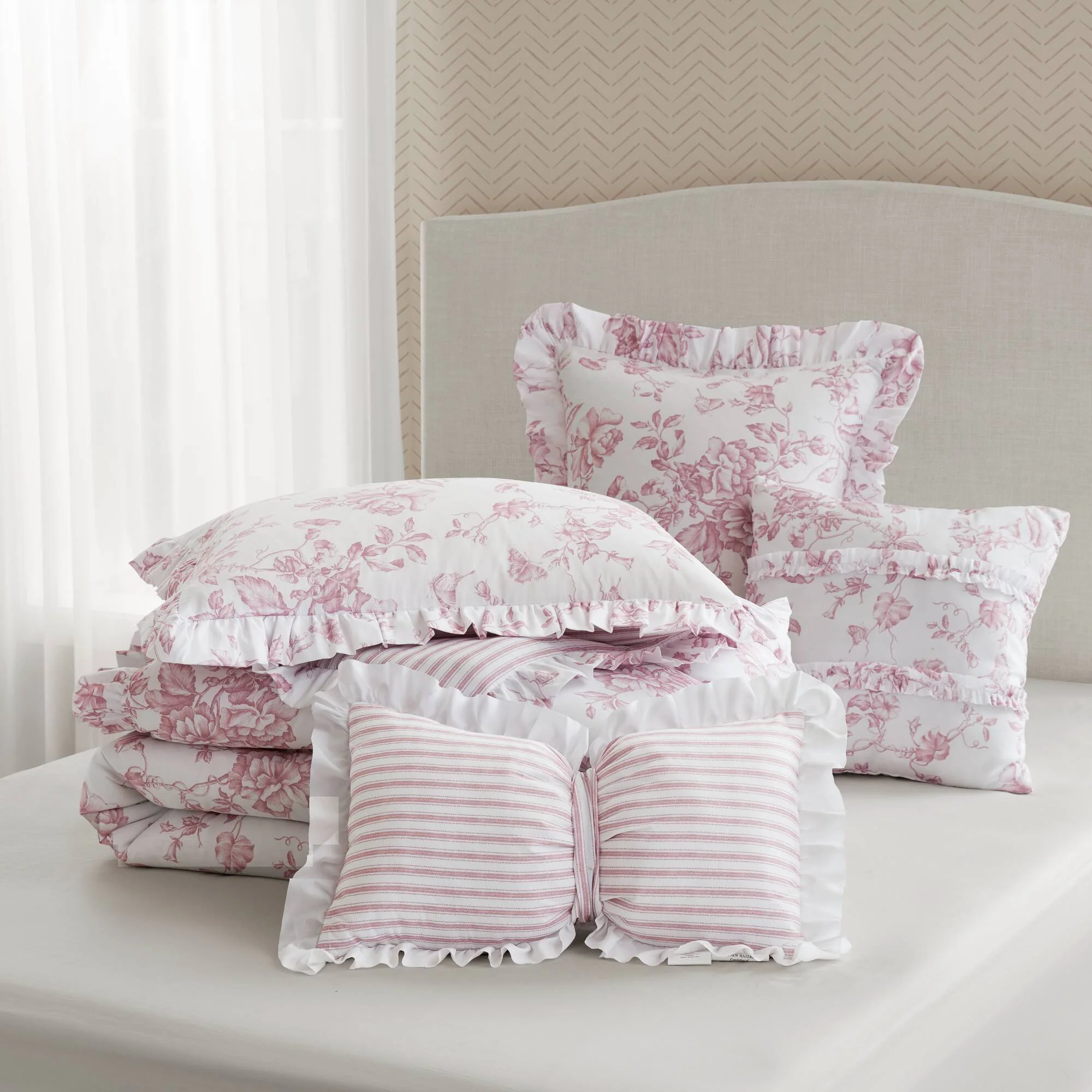 Adele 5-Piece Comforter Set with Decorative Pillows - Image 10
