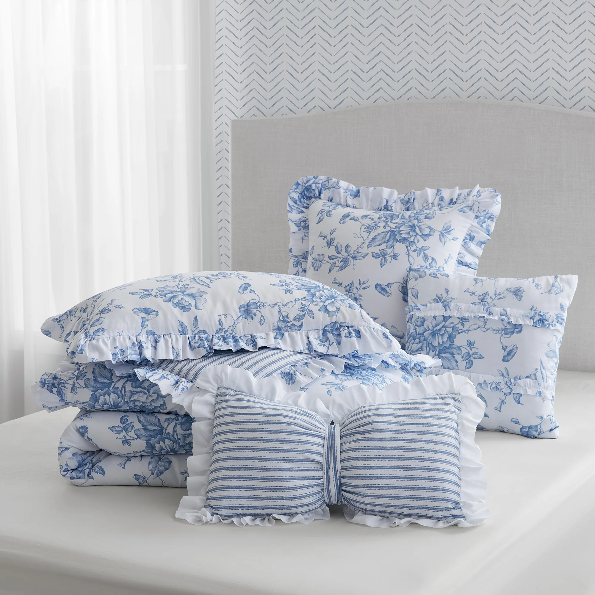 Adele 5-Piece Comforter Set with Decorative Pillows - Image 26