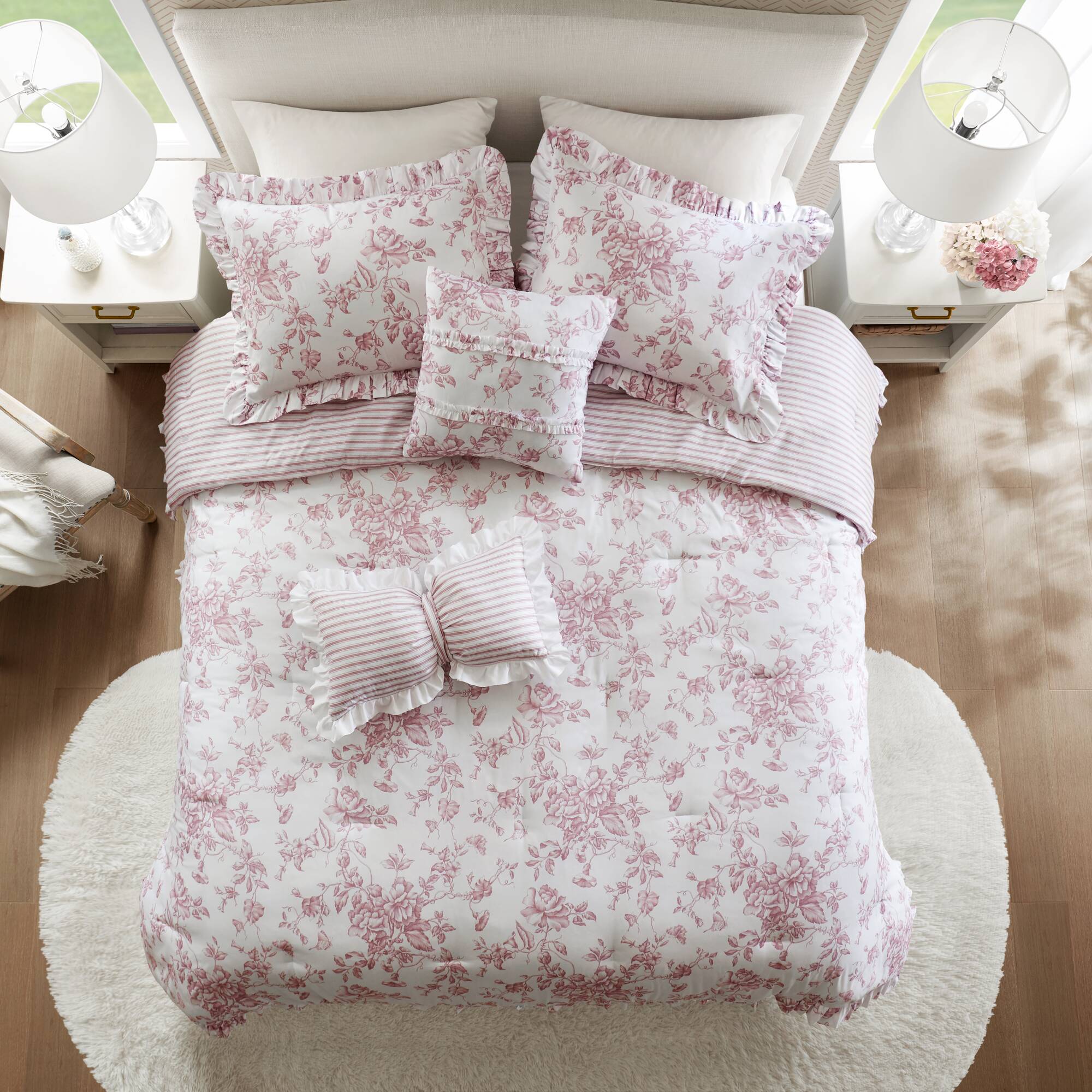 Adele 5-Piece Comforter Set with Decorative Pillows - Image 3