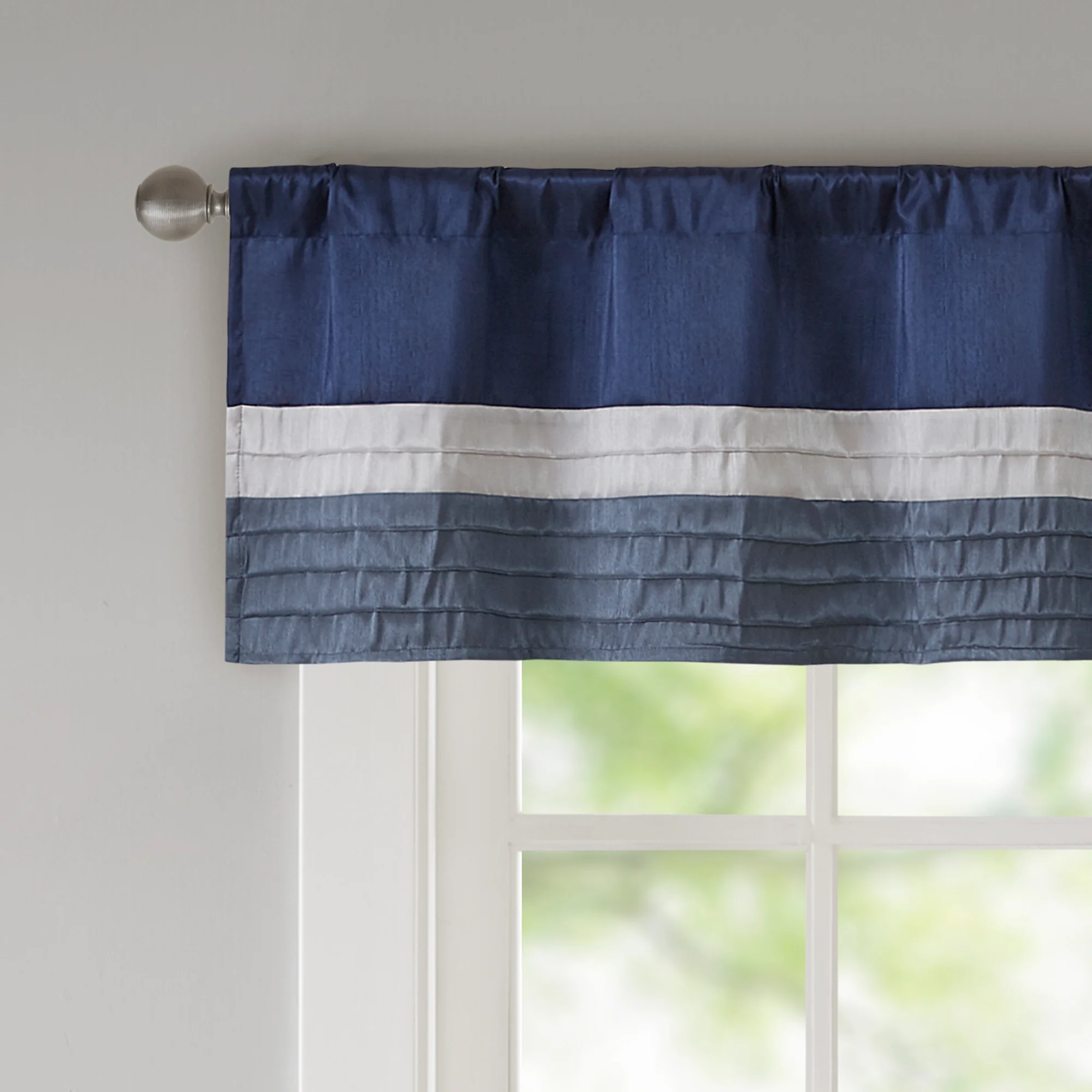 Amherst Polyoni Pintuck Valance - Image 13