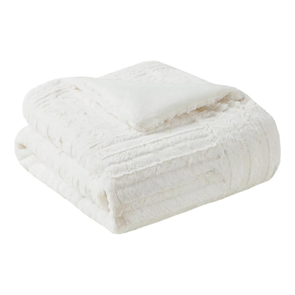 Arctic Ultra Plush Down Alternative Throw - Image 9