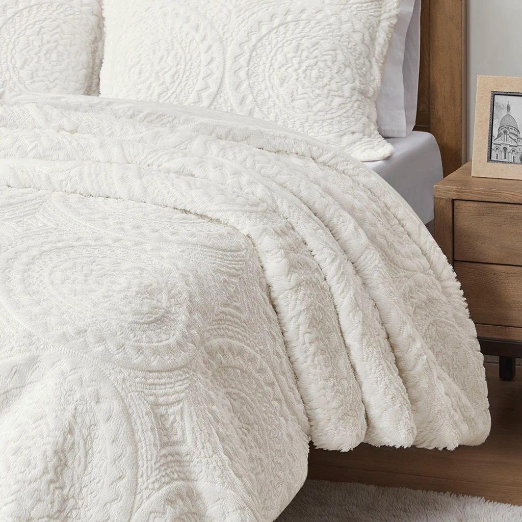 Arya Embroidered Medallion Faux Fur Ultra Plush Comforter Mini Set - Image 49