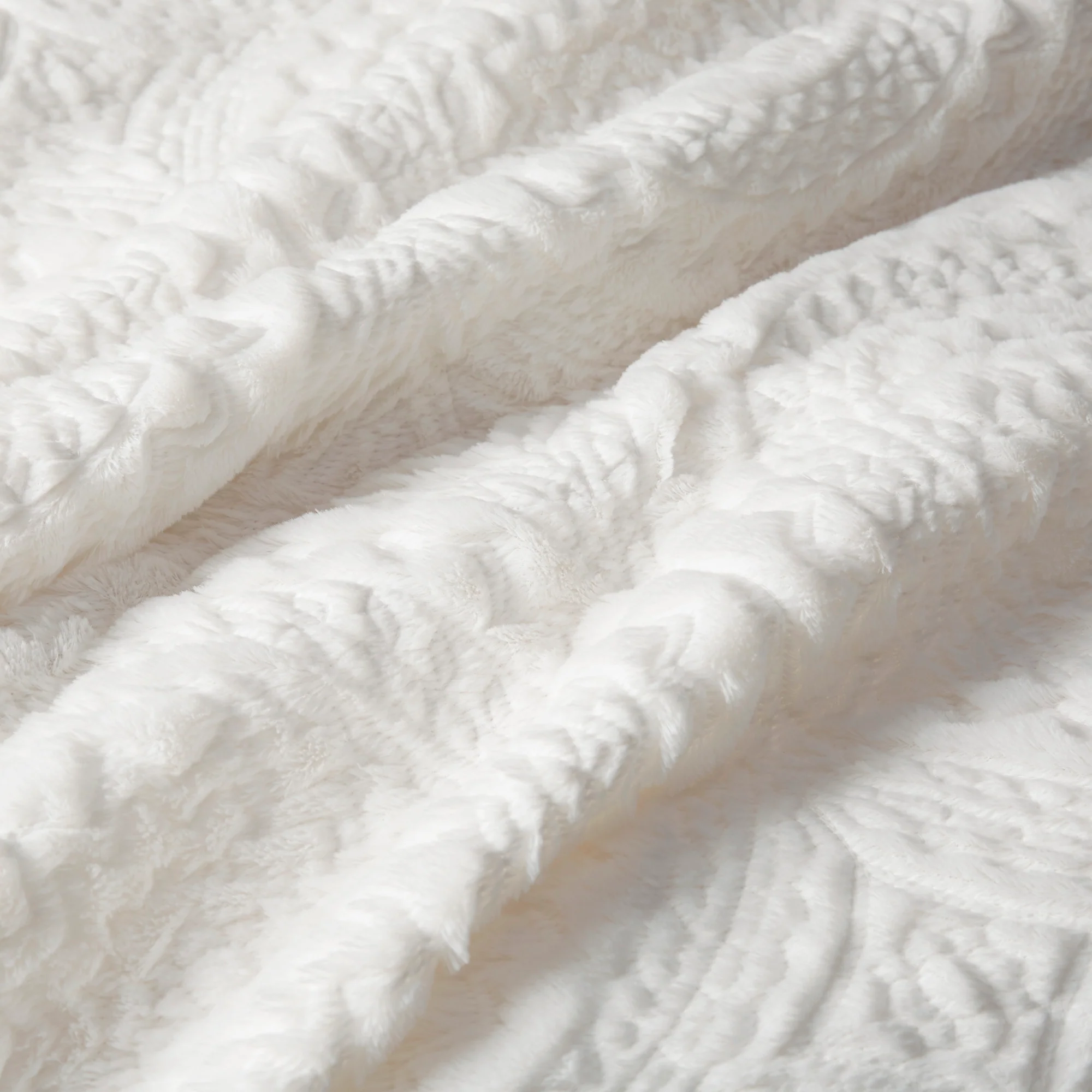 Arya Embroidered Medallion Faux Fur Ultra Plush Duvet Cover Set - Image 11