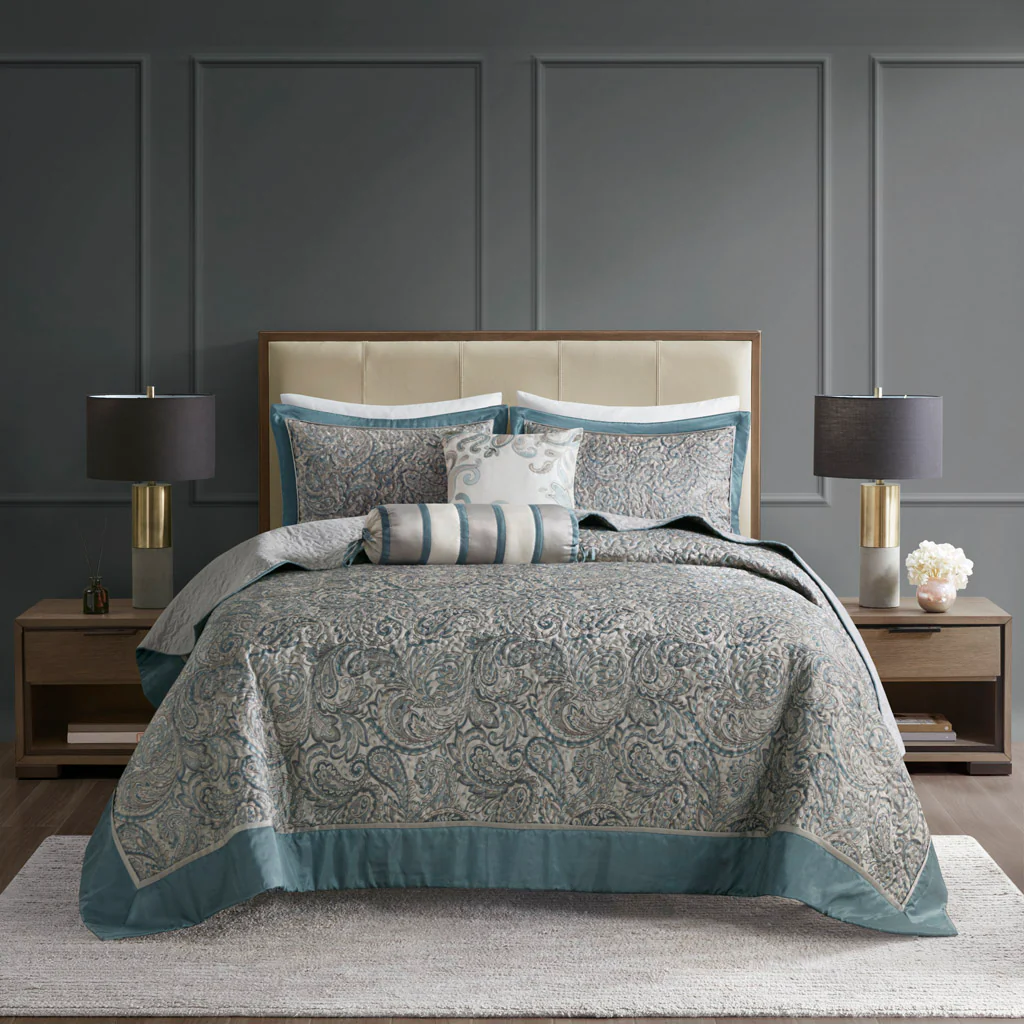 Aubrey 5-Piece Jacquard Bedspread Set with Throw Pillows - Image 14