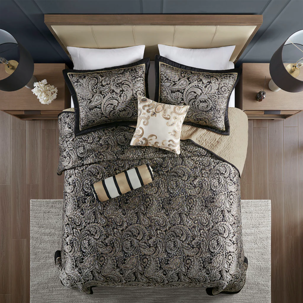 Aubrey 5-Piece Jacquard Bedspread Set with Throw Pillows - Image 17