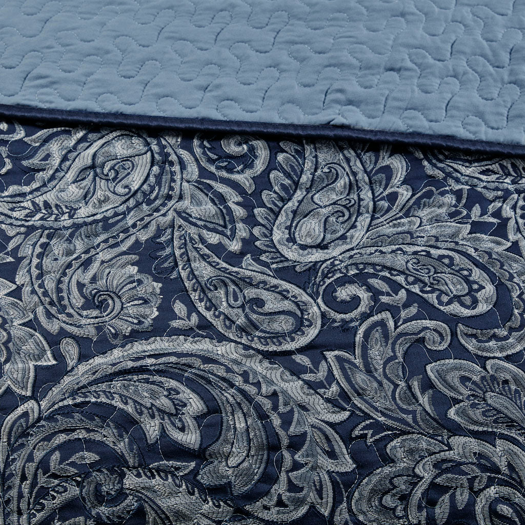 Aubrey 5-Piece Jacquard Bedspread Set with Throw Pillows - Image 34