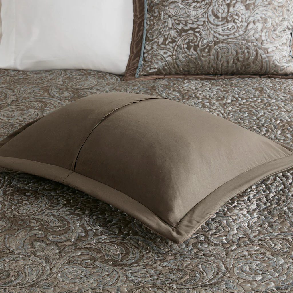Aubrey 5-Piece Jacquard Bedspread Set with Throw Pillows - Image 42