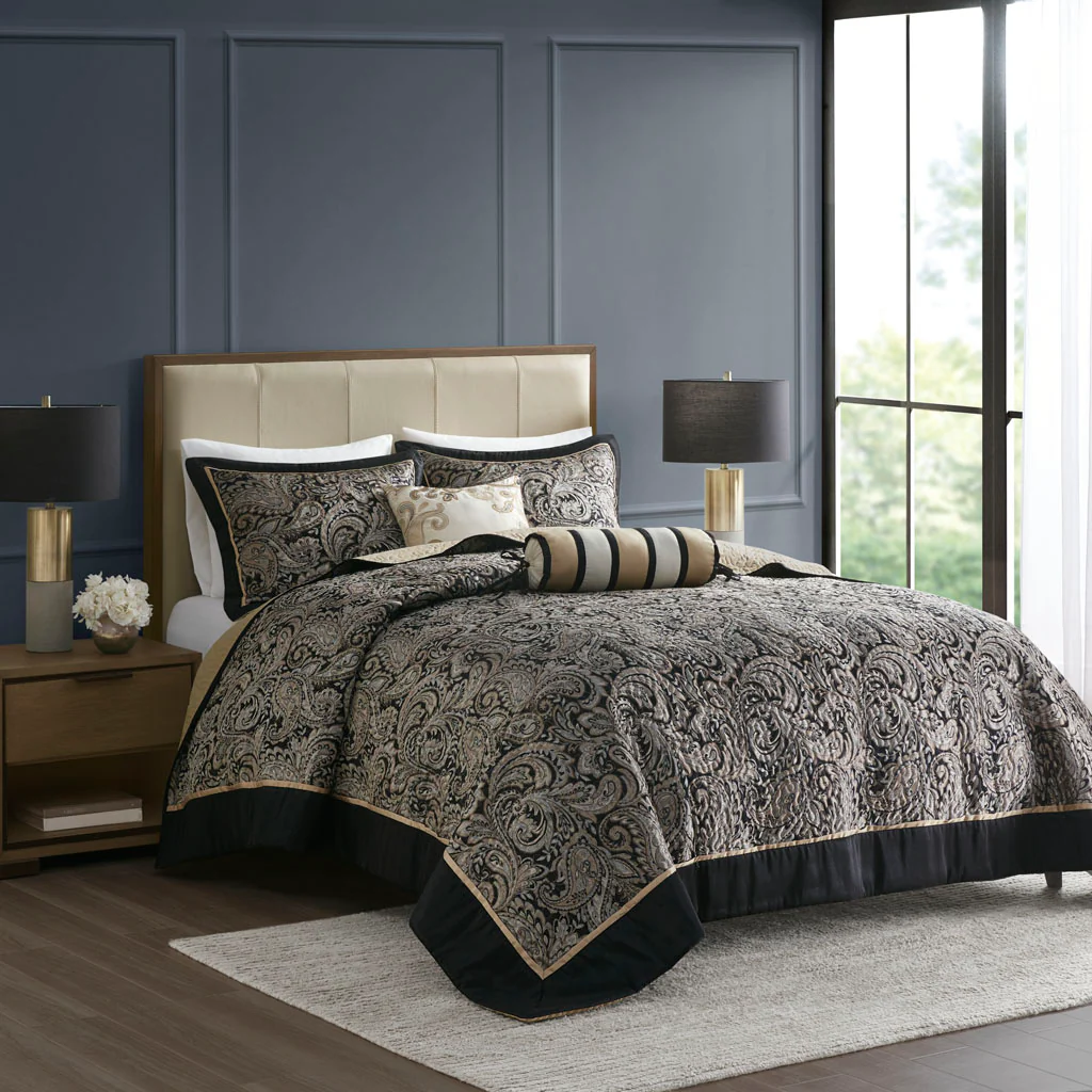 Aubrey 5-Piece Jacquard Bedspread Set with Throw Pillows - Image 5