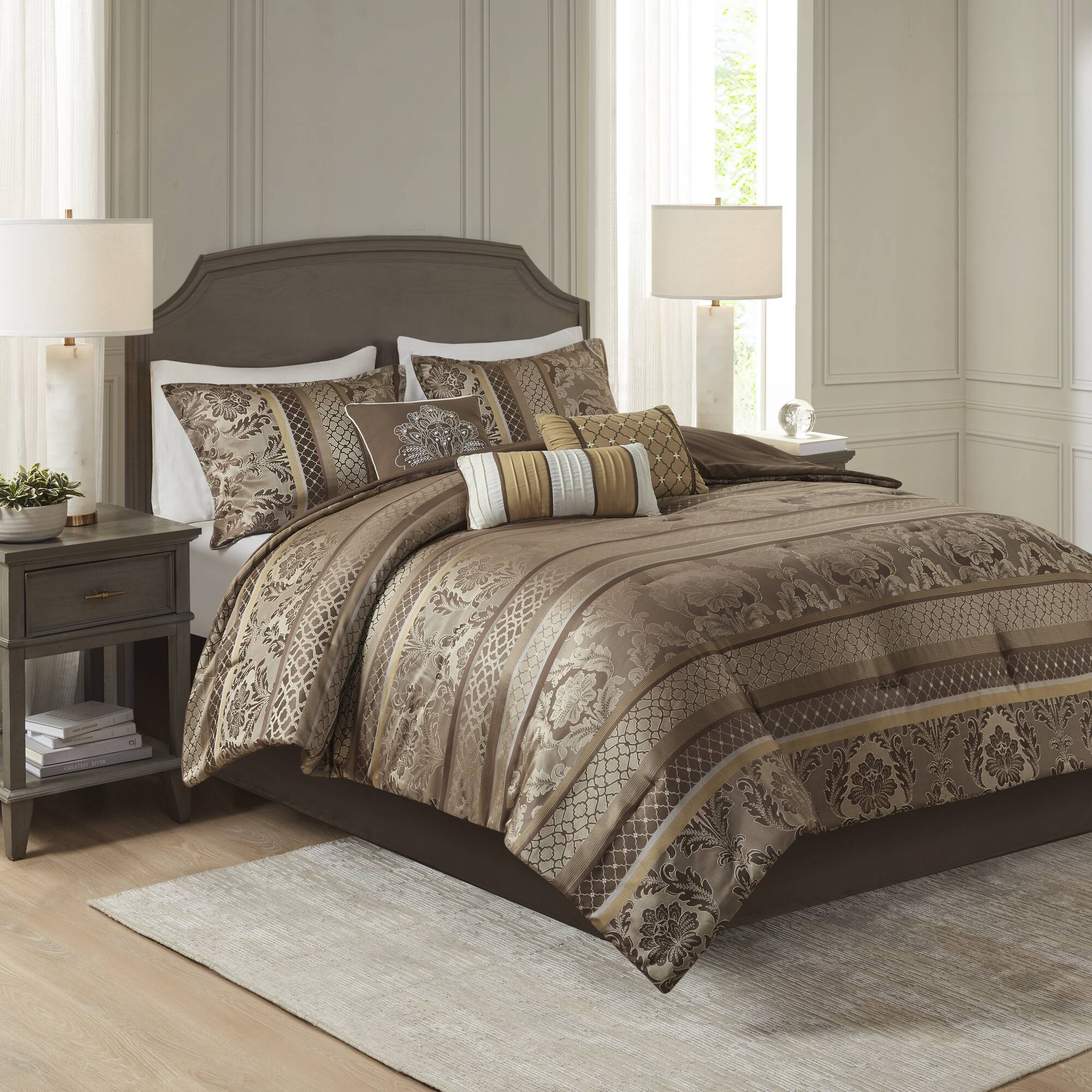 Bellagio 7-Piece Jacquard Comforter Set - Image 4