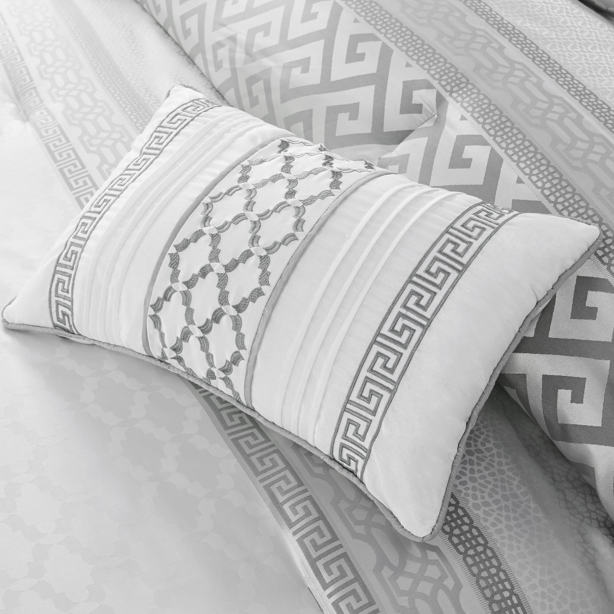 Bennett 7-Piece Comforter Set - Image 11