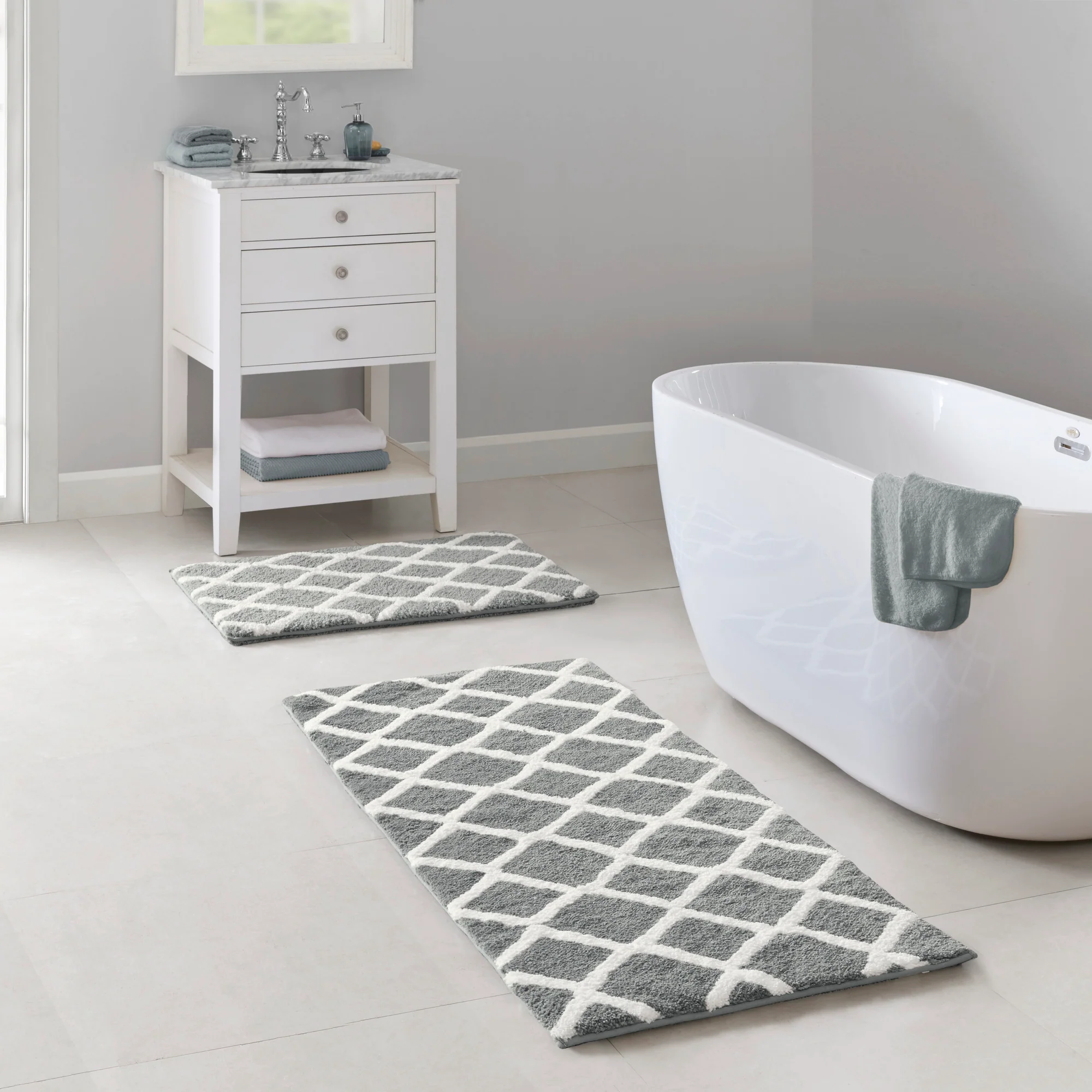 Bittman Reversible High Pile Tufted Microfiber Bath Rug - Image 14