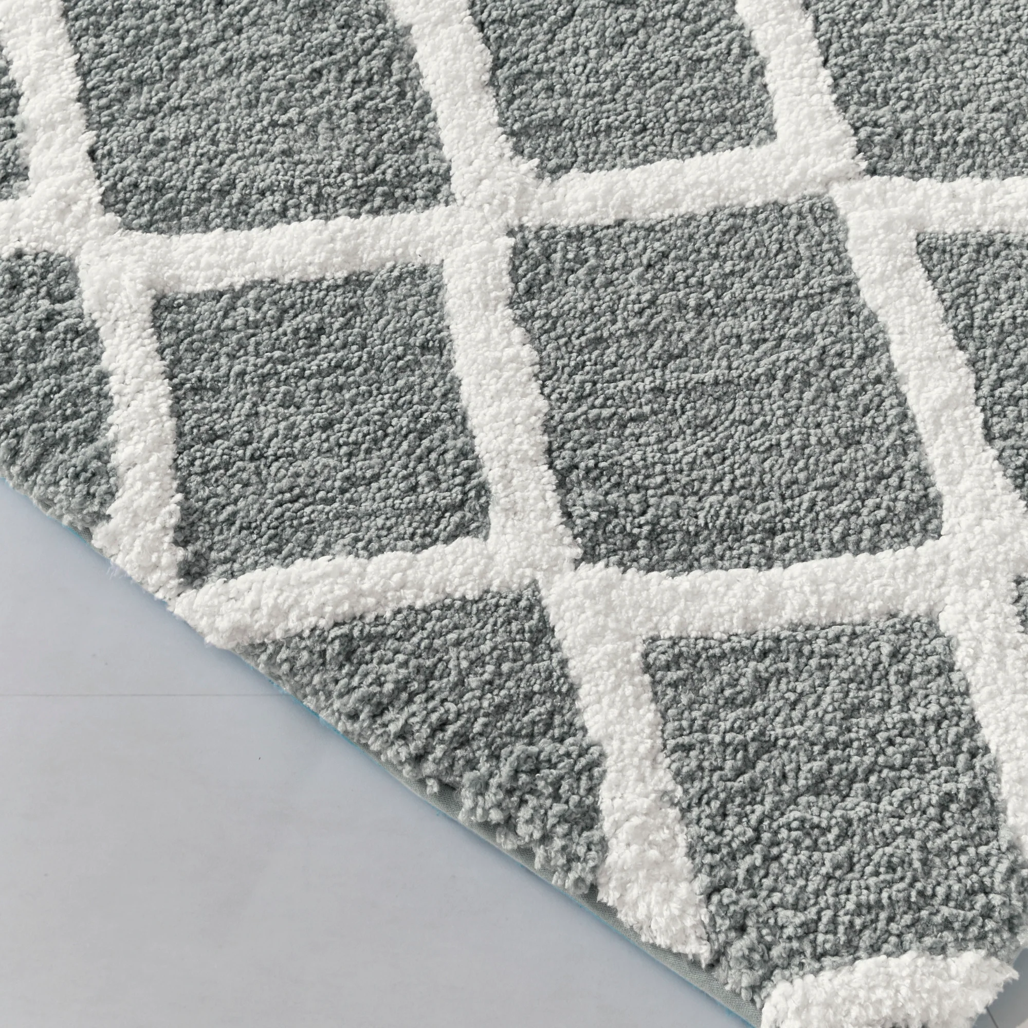 Bittman Reversible High Pile Tufted Microfiber Bath Rug - Image 16