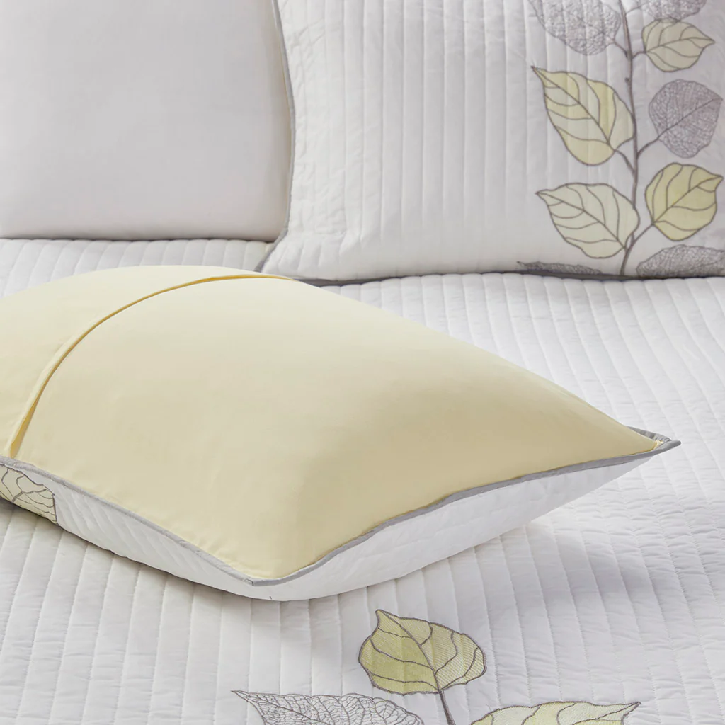 Caelie 6-Piece Embroidered Quilt Set with Throw Pillows - Image 10