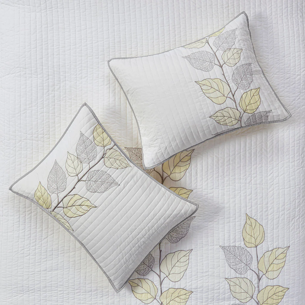 Caelie 6-Piece Embroidered Quilt Set with Throw Pillows - Image 12
