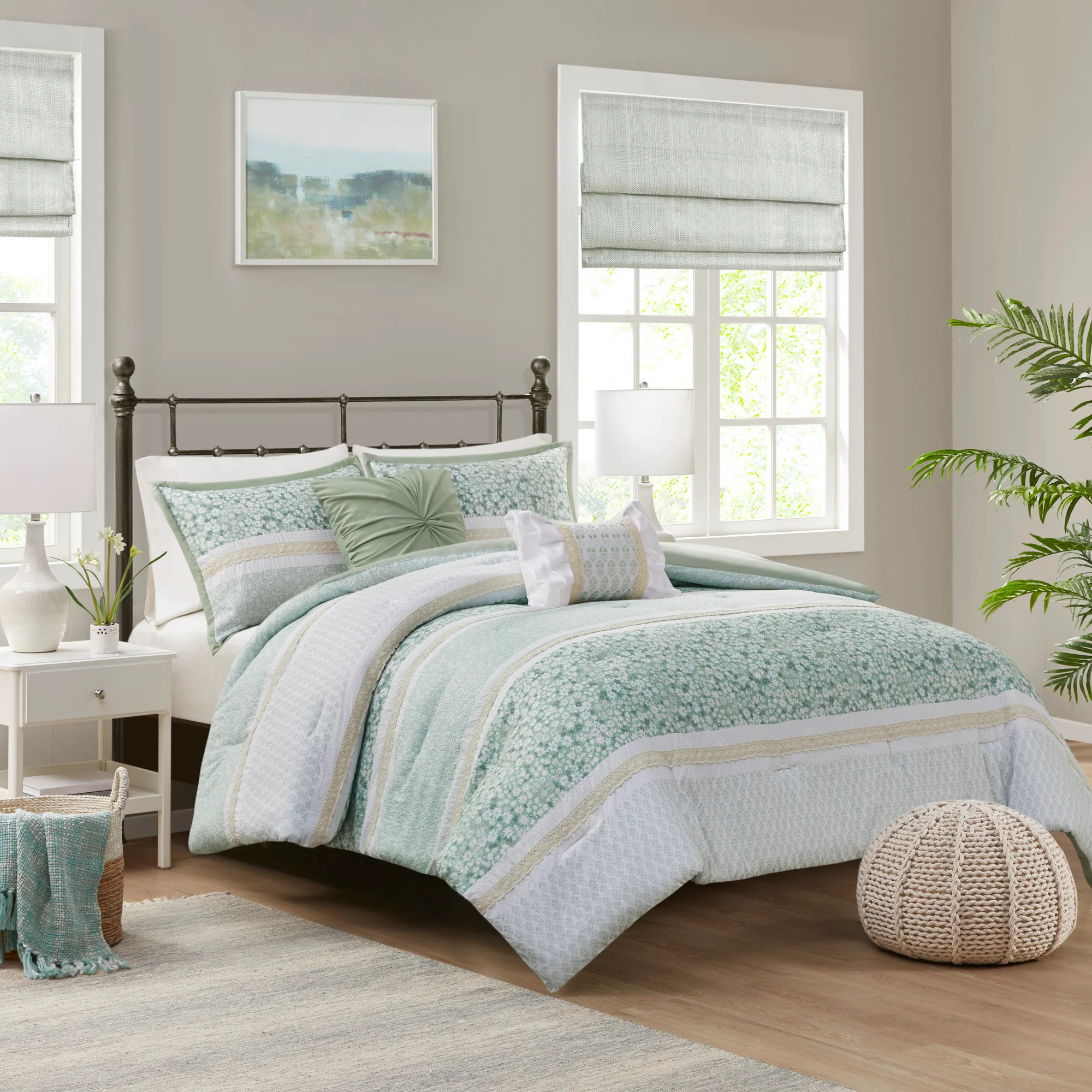 Caralie 5-Piece Seersucker Comforter Set with Throw Pillows