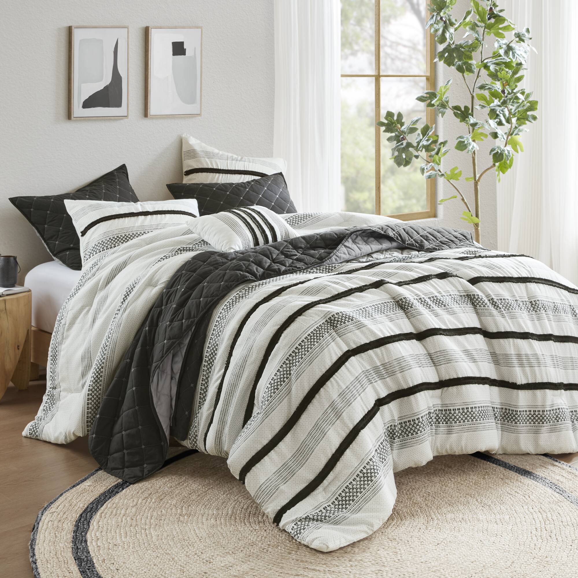 Carolina 7-Piece Stripe Comforter and Quilt Set - Image 5