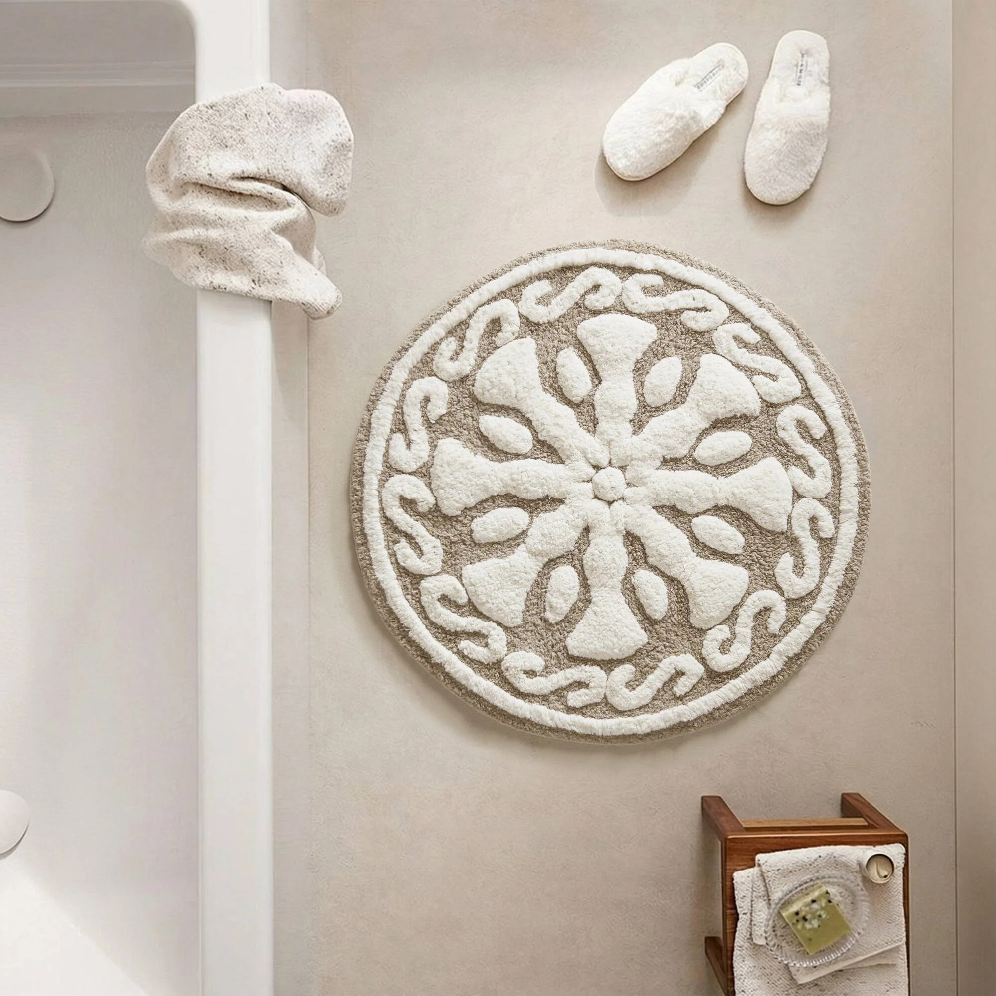 Casablanca Medallion Cotton Tufted Bath Rug
