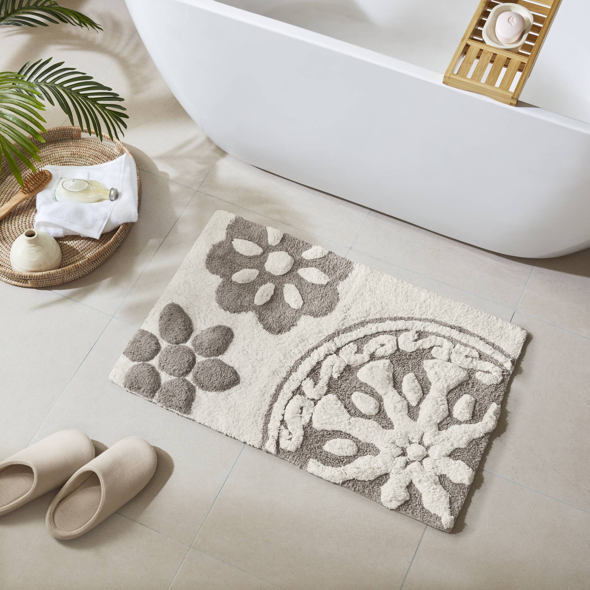 Casablanca Medallion Cotton Tufted Bath Rug - Image 21