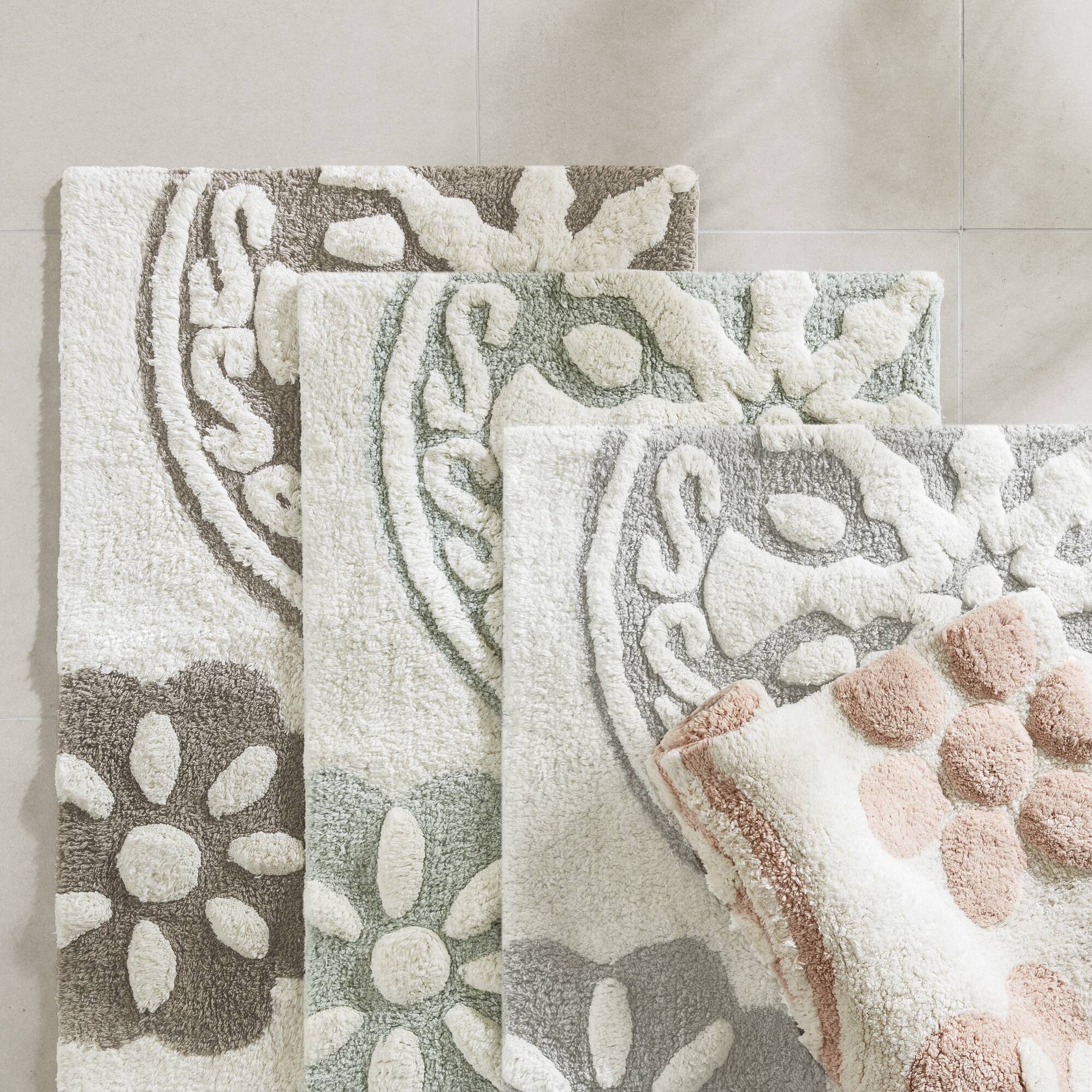 Casablanca Medallion Cotton Tufted Bath Rug - Image 25