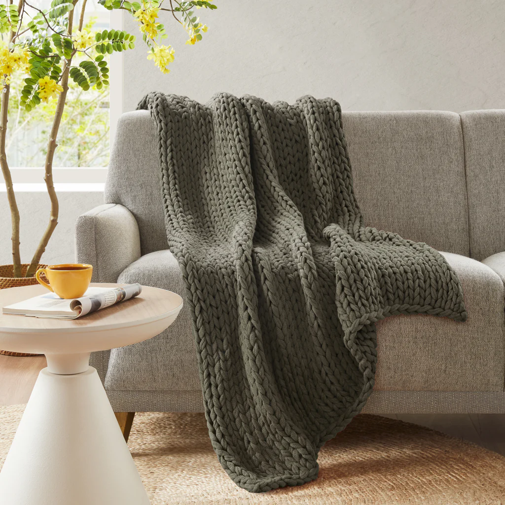 Chunky Double Knit Hand Made Throw Blanket - Image 12