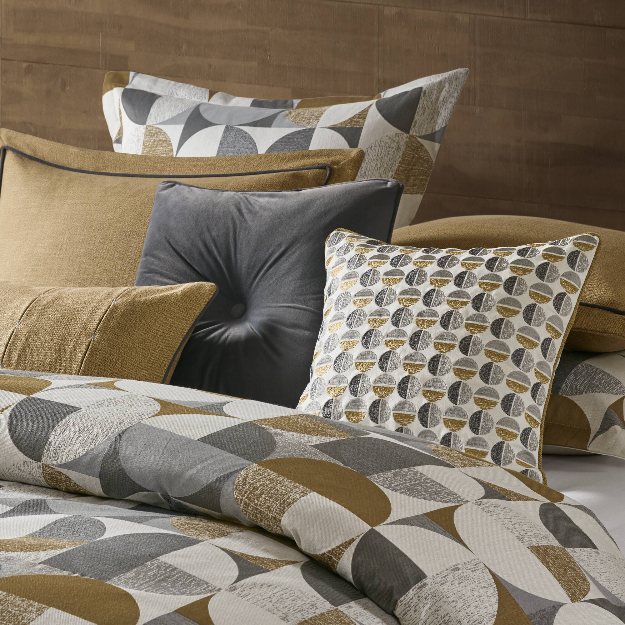 Cirque Jacquard Oversized Duvet Style Comforter Set - Image 4