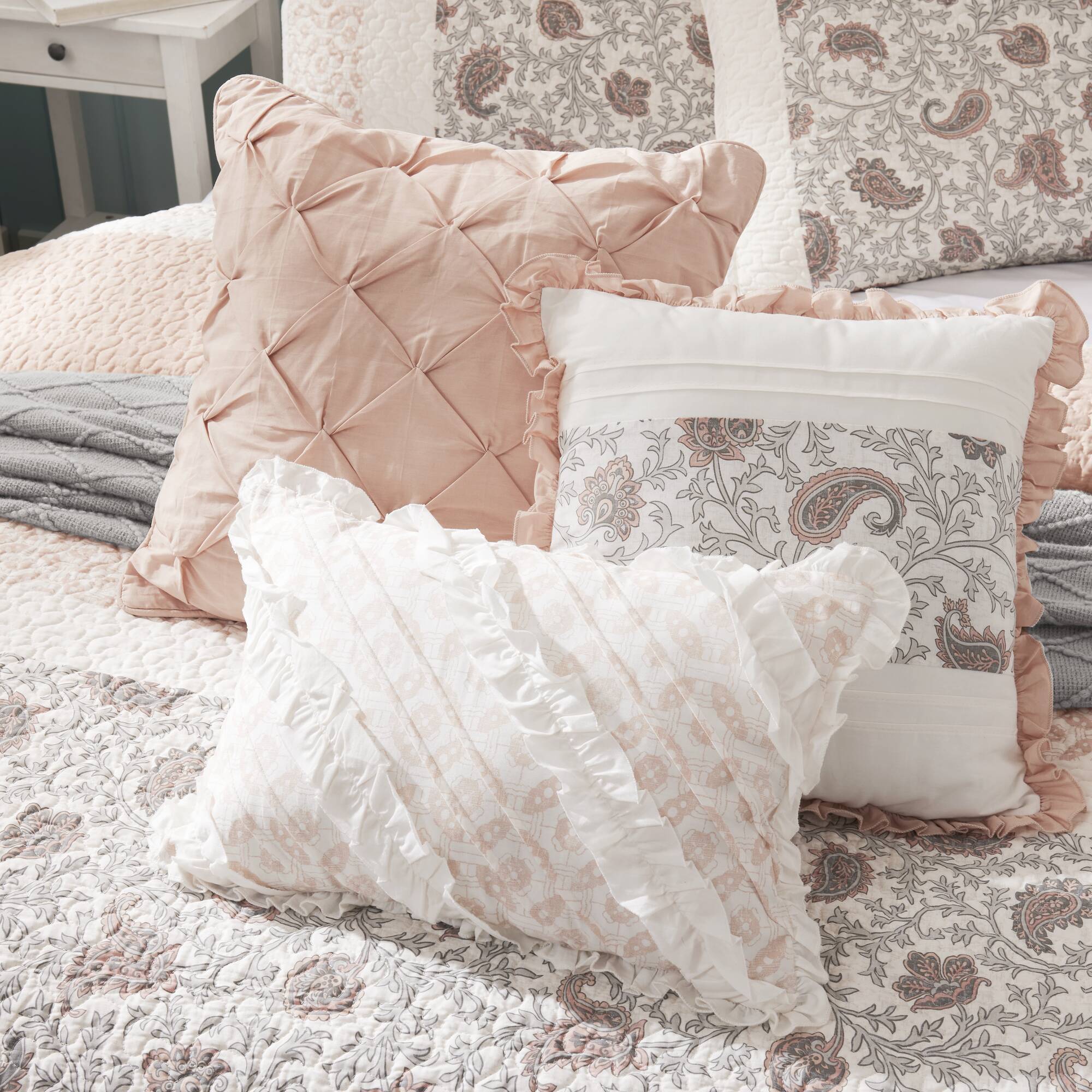 Dawn 6-Piece Cotton Percale Quilt Set with Throw Pillows - Image 57