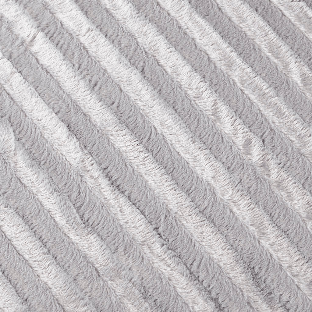 Duke Long Fur Throw - Image 13