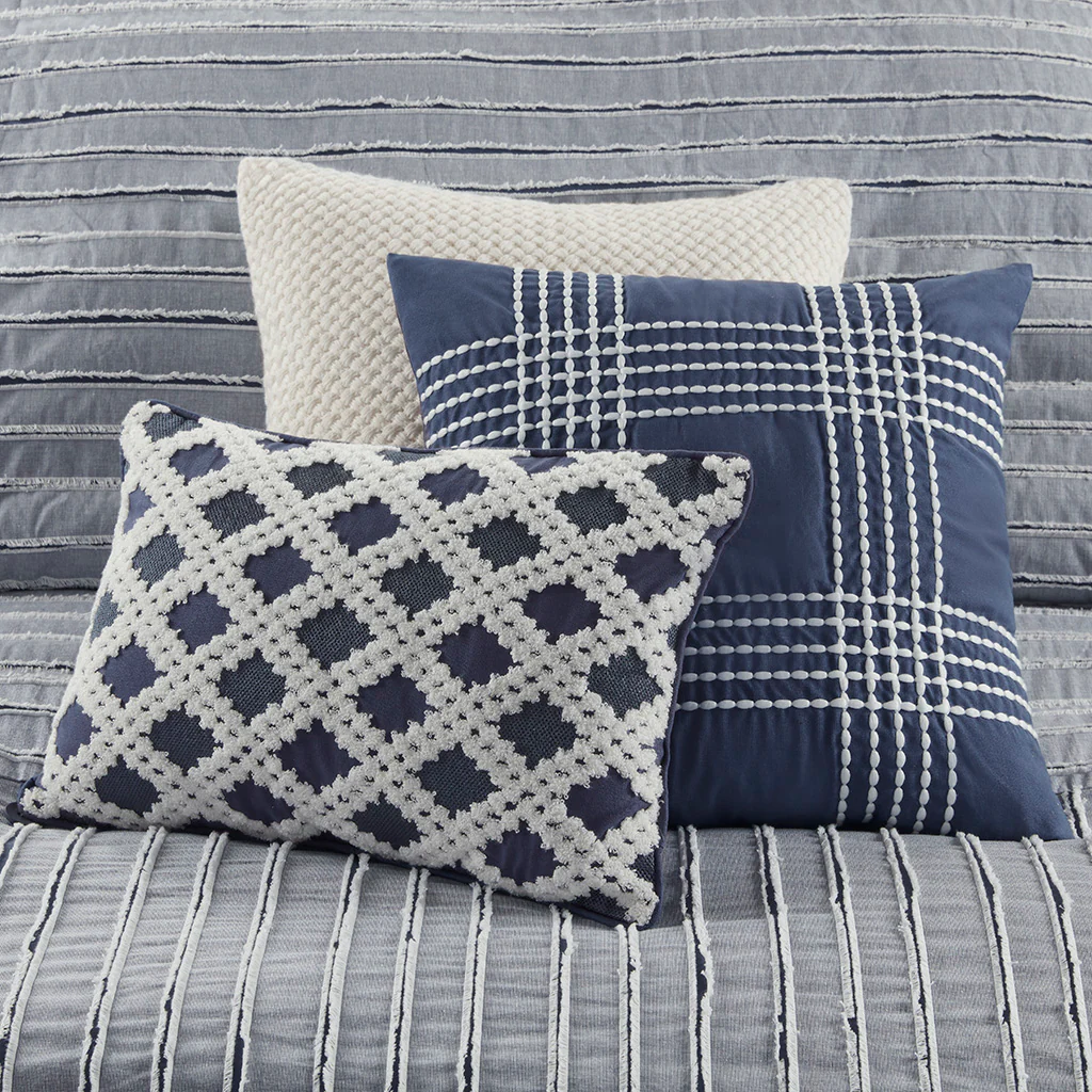 Essence Oversized Cotton Clipped Jacquard Comforter Set with Euro Shams and Throw Pillows - Image 34