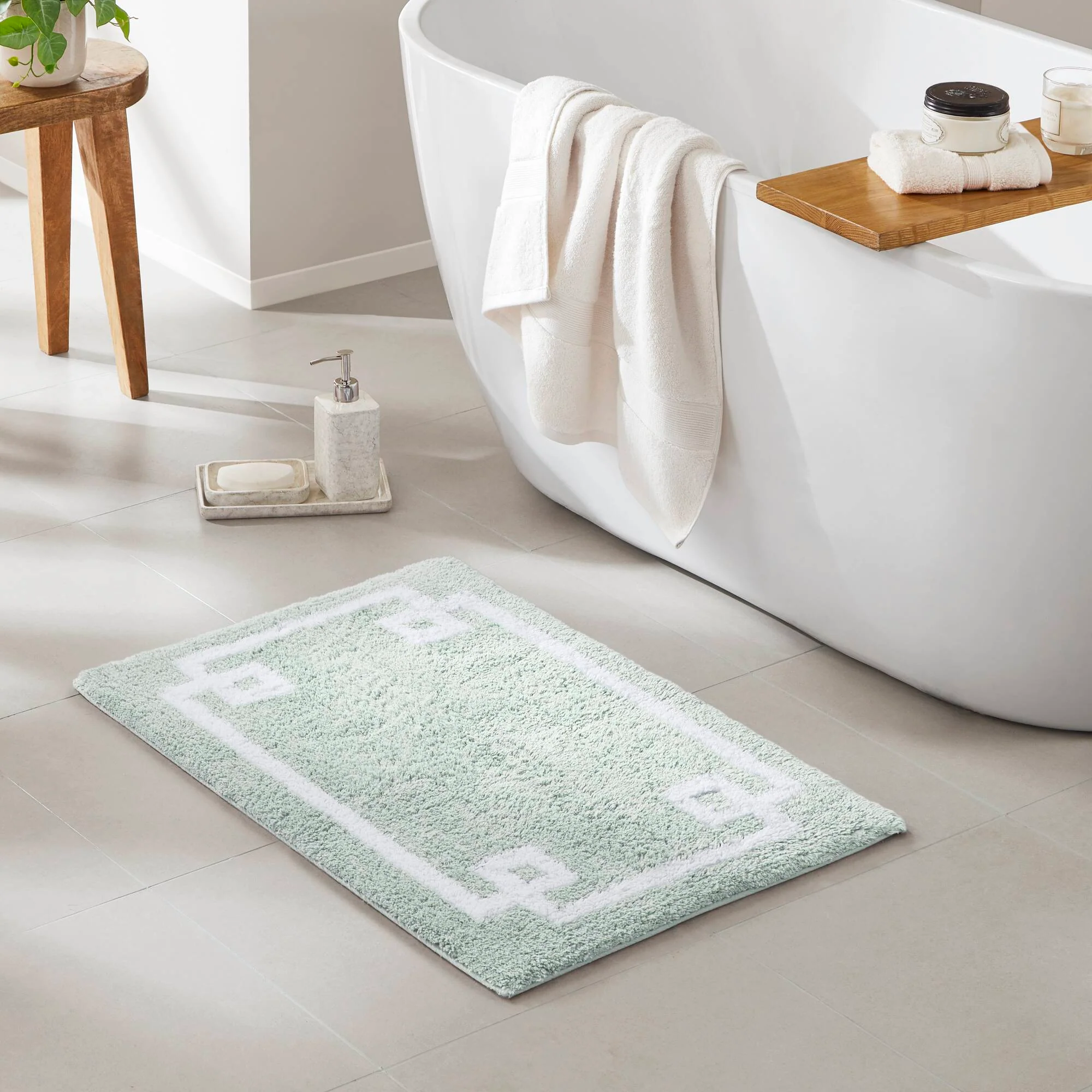 Evan Cotton Tufted Bath Rug 24x72 - Image 2