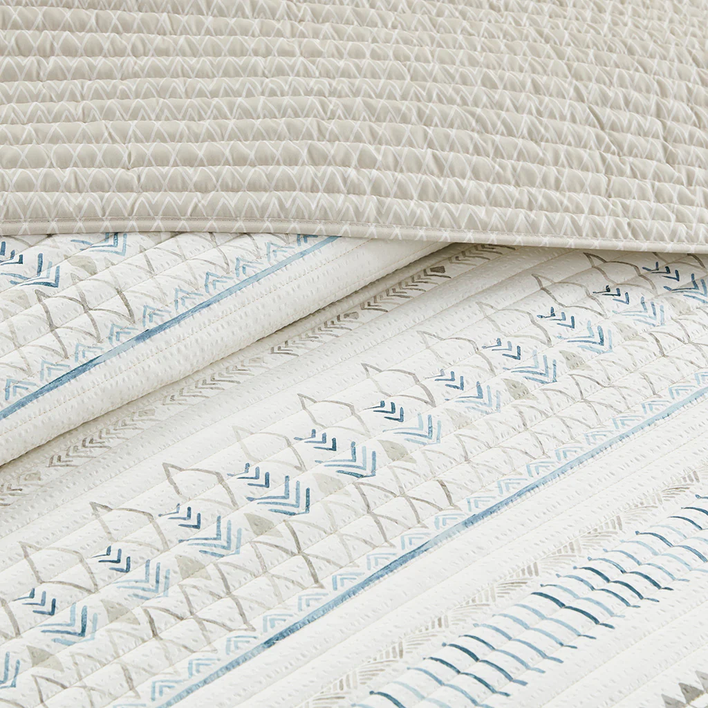 Fraser 3-Piece Printed Microfiber Seersucker Quilt Set - Image 22