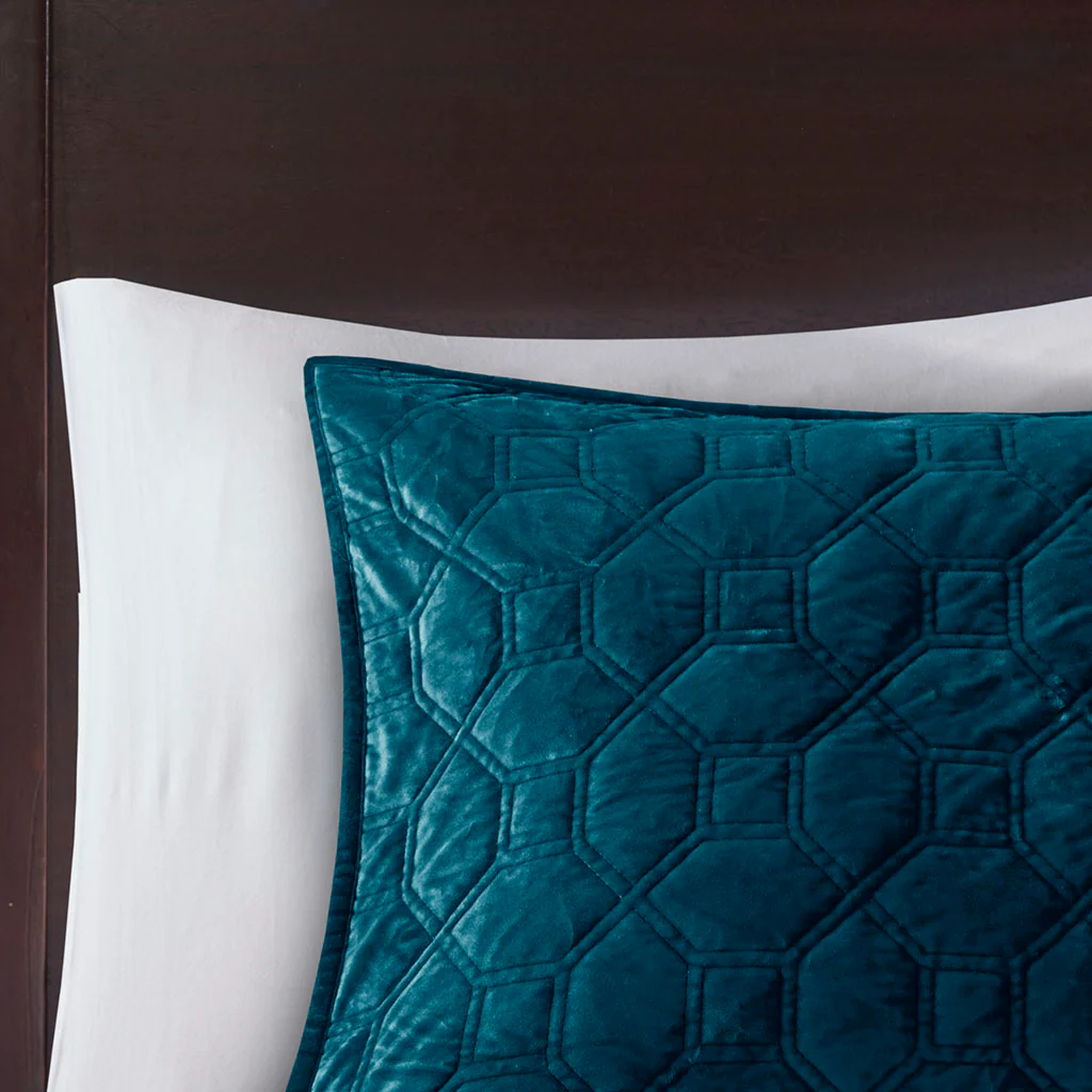 Harper 3-Piece Velvet Quilt Set - Image 36