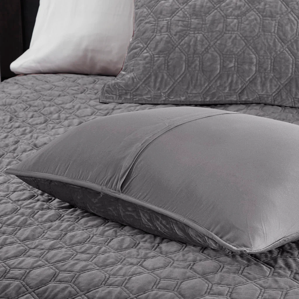 Harper 3-Piece Velvet Quilt Set - Image 39