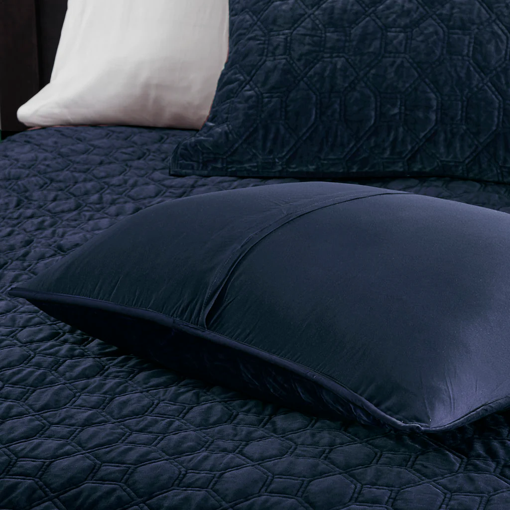 Harper 3-Piece Velvet Quilt Set - Image 43