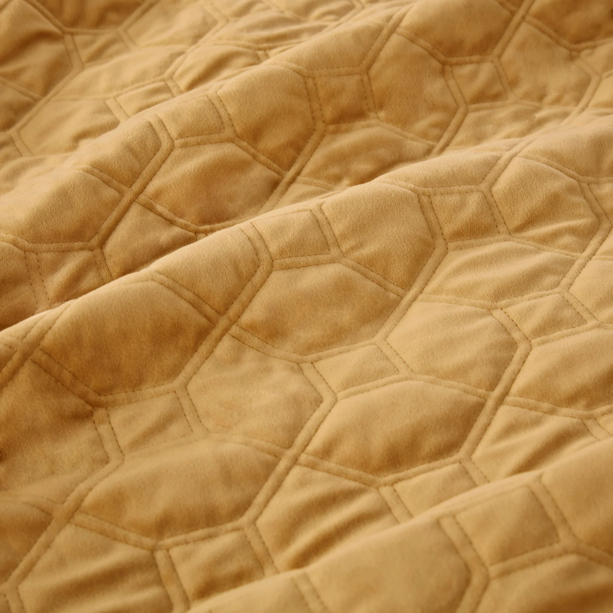 Harper 3-Piece Velvet Quilt Set - Image 72