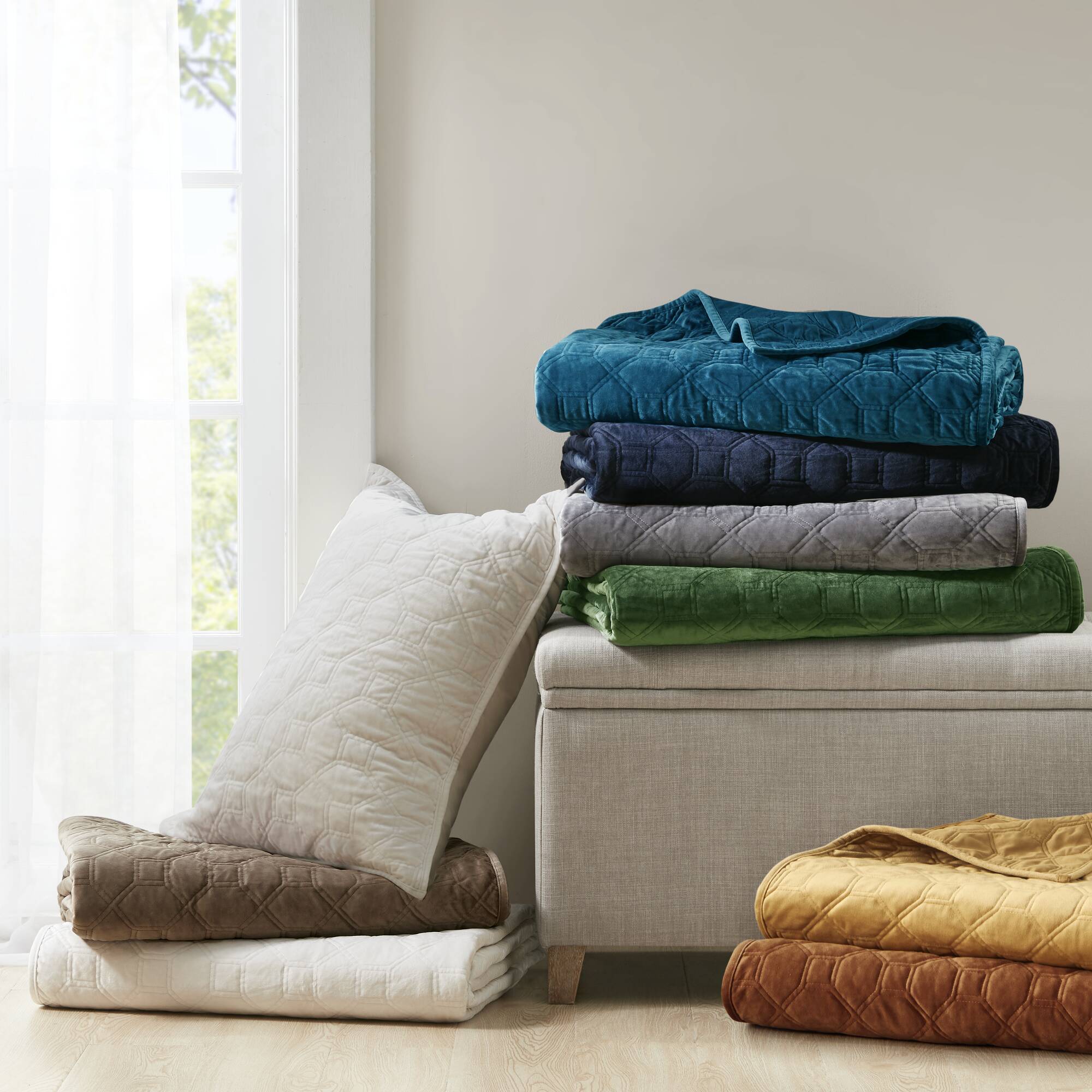 Harper 3-Piece Velvet Quilt Set - Image 73