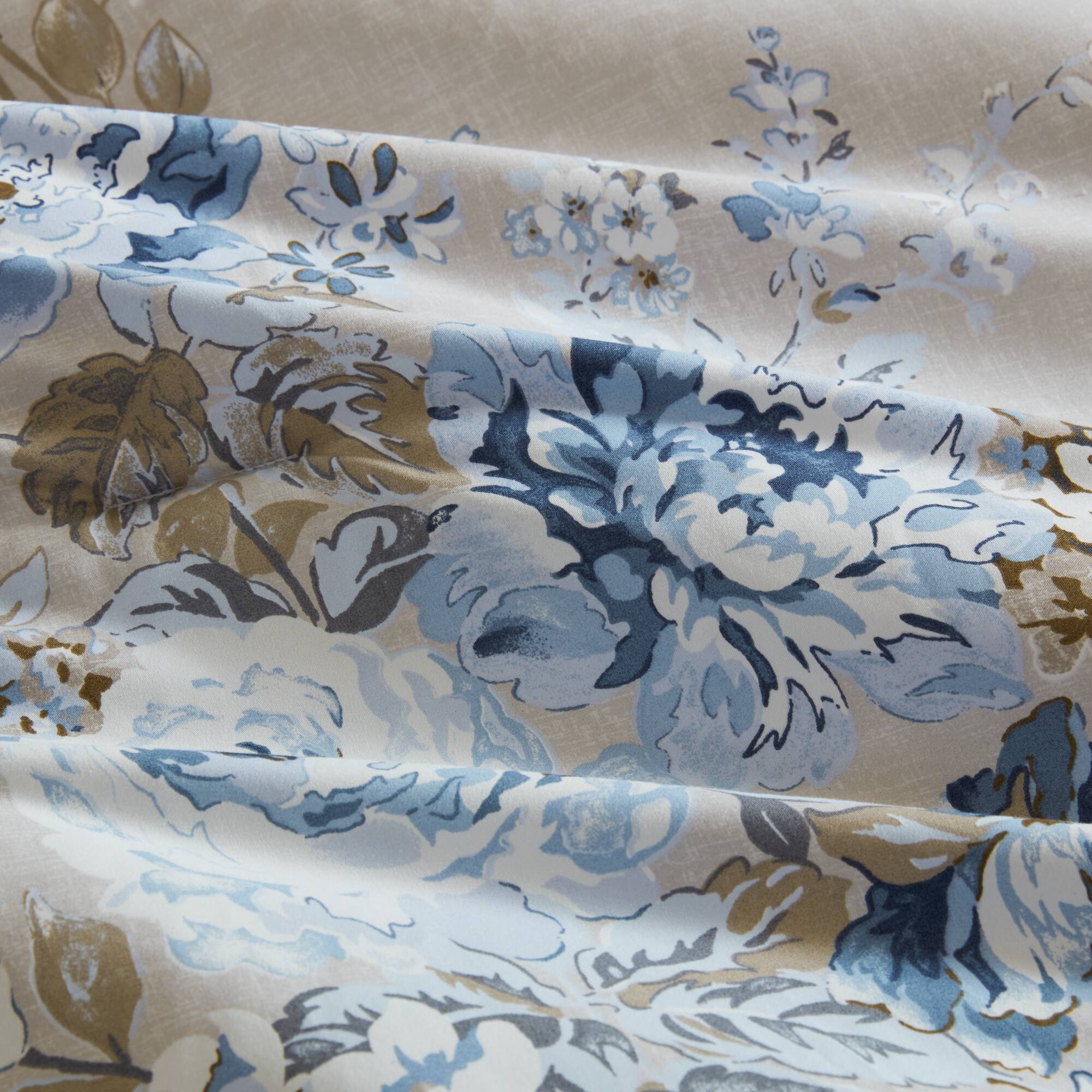 Heather 7-Piece Vintage Floral Print Inspired Comforter Set With Sheet Set - Image 11