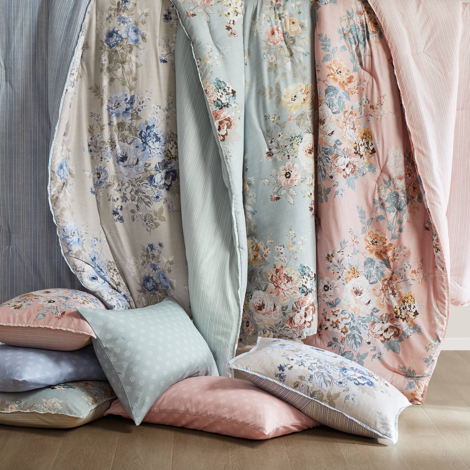 Heather 7-Piece Vintage Floral Print Inspired Comforter Set With Sheet Set - Image 12