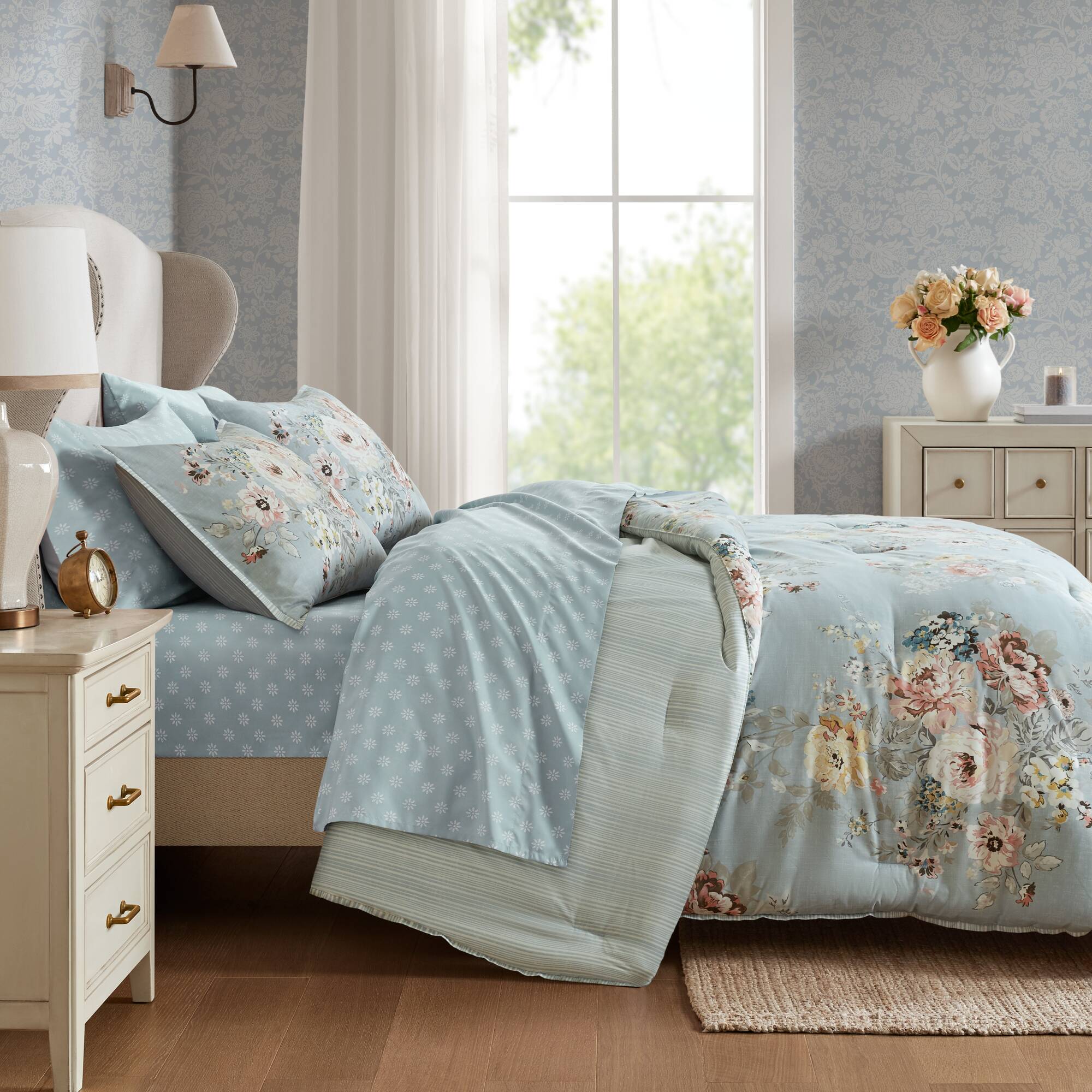 Heather 7-Piece Vintage Floral Print Inspired Comforter Set With Sheet Set - Image 20