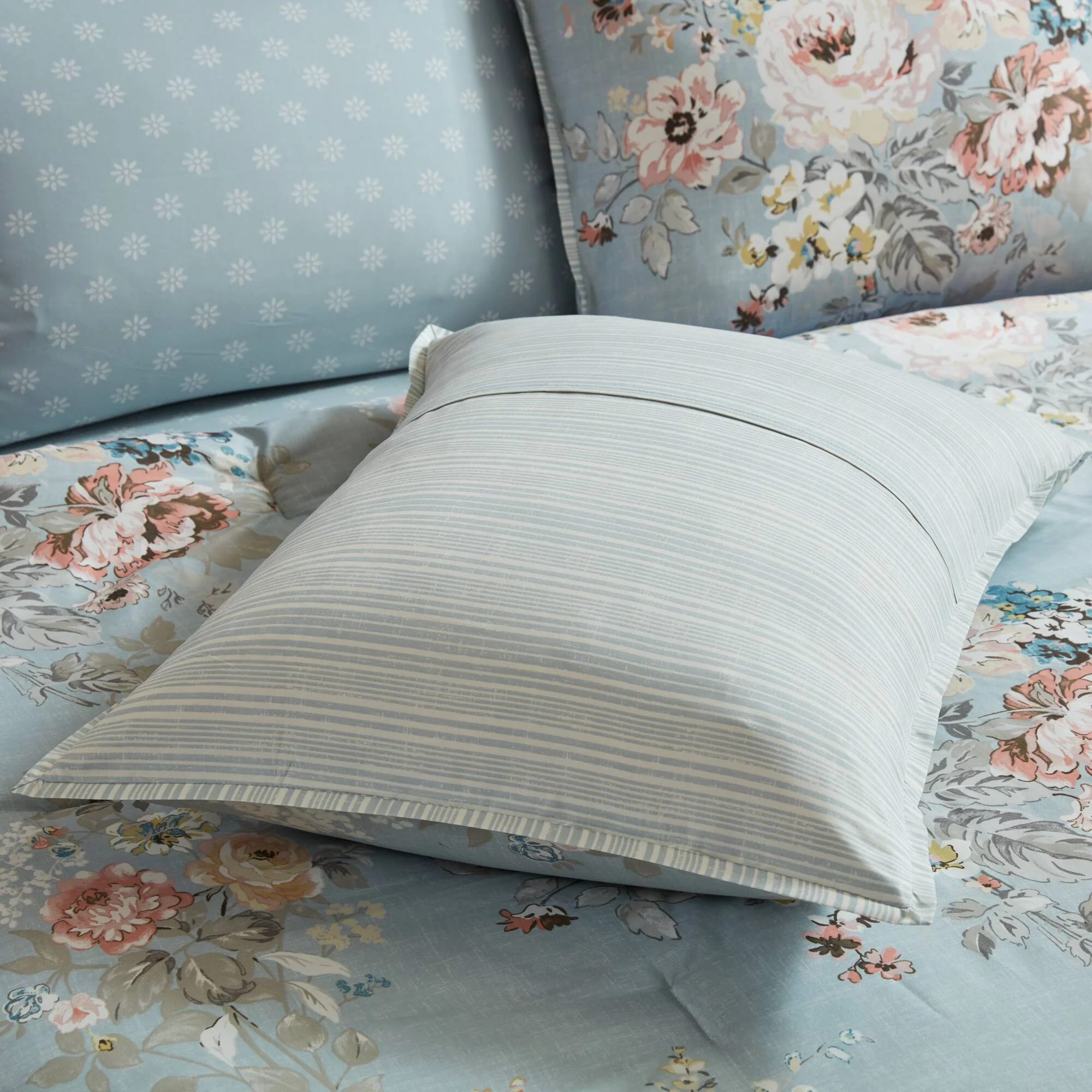 Heather 7-Piece Vintage Floral Print Inspired Comforter Set With Sheet Set - Image 25