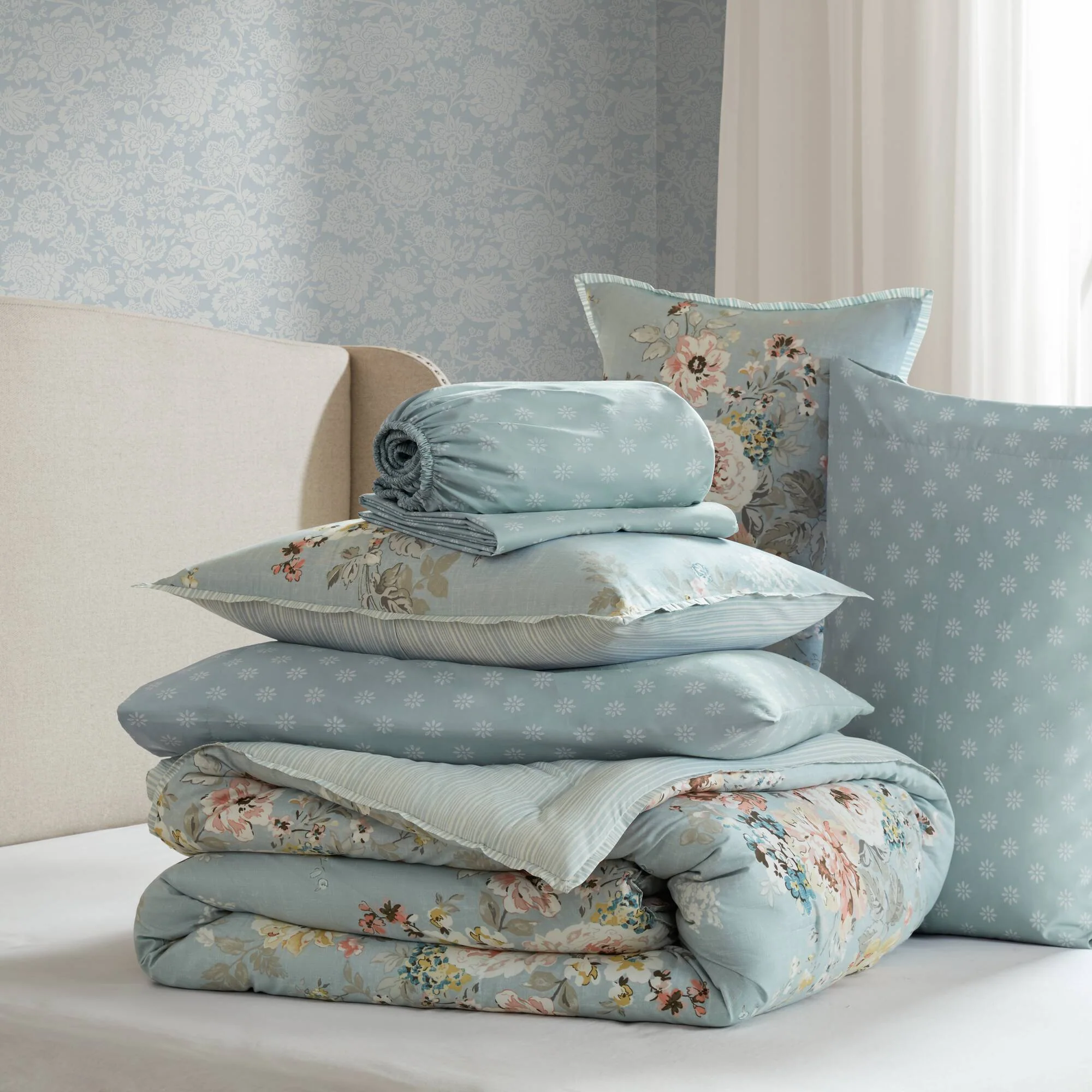 Heather 7-Piece Vintage Floral Print Inspired Comforter Set With Sheet Set - Image 28