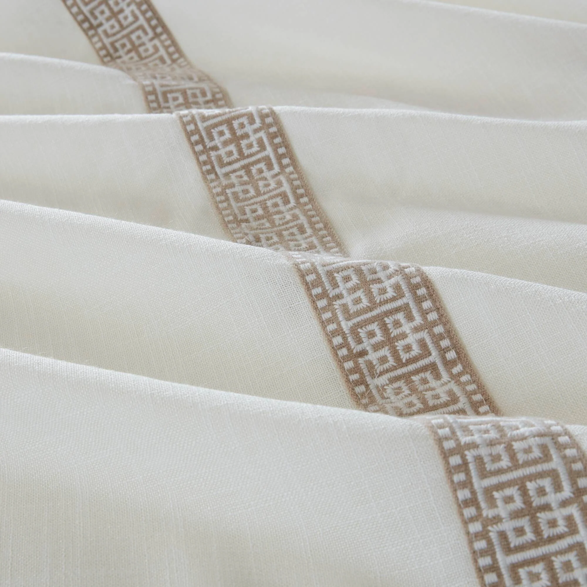Jarvis Comforter 8-Piece Set - Image 22