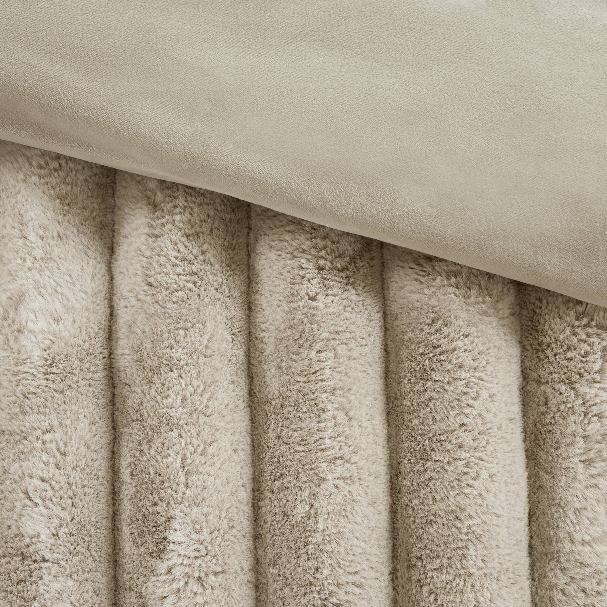 Jasmine Ultrasoft Faux Fur Ribbed Comforter Set - Image 15