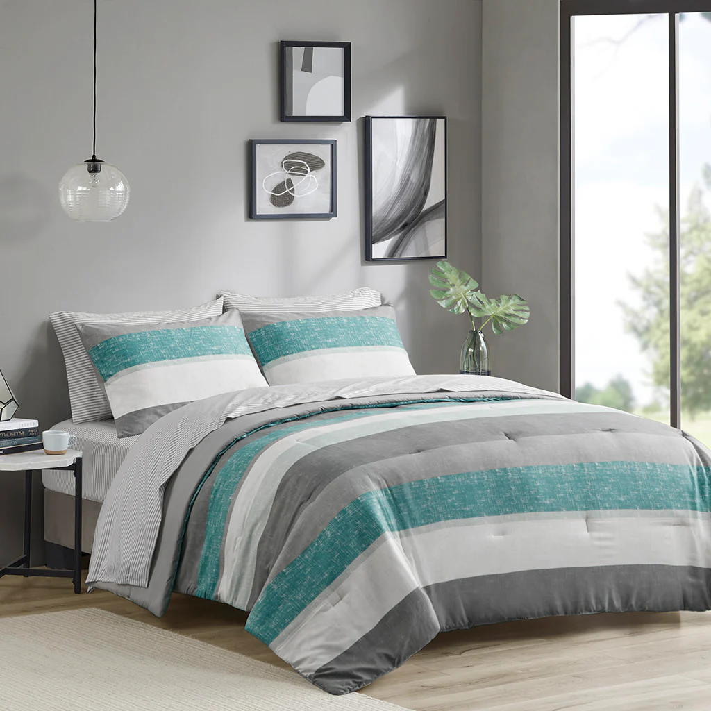 Jaxon Stripe Comforter Set with Bed Sheets - Image 4