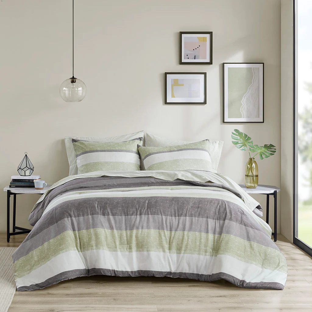 Jaxon Stripe Comforter Set with Bed Sheets - Image 5