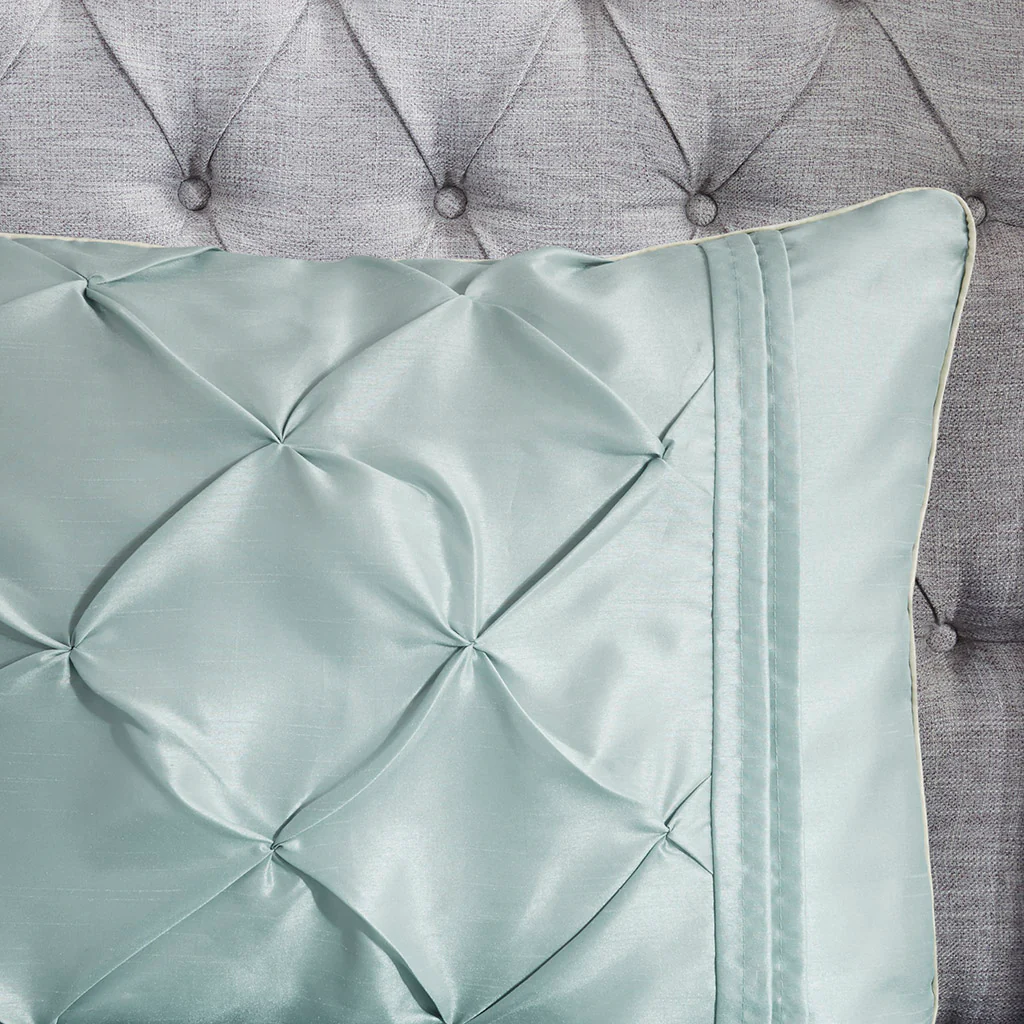 Laurel 7-Piece Tufted Comforter Set - Image 33