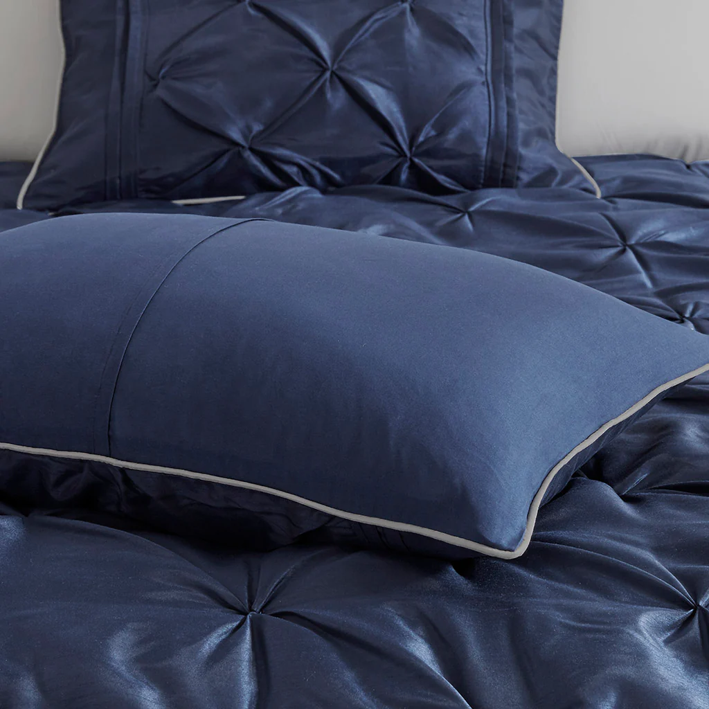 Laurel 7-Piece Tufted Comforter Set - Image 45